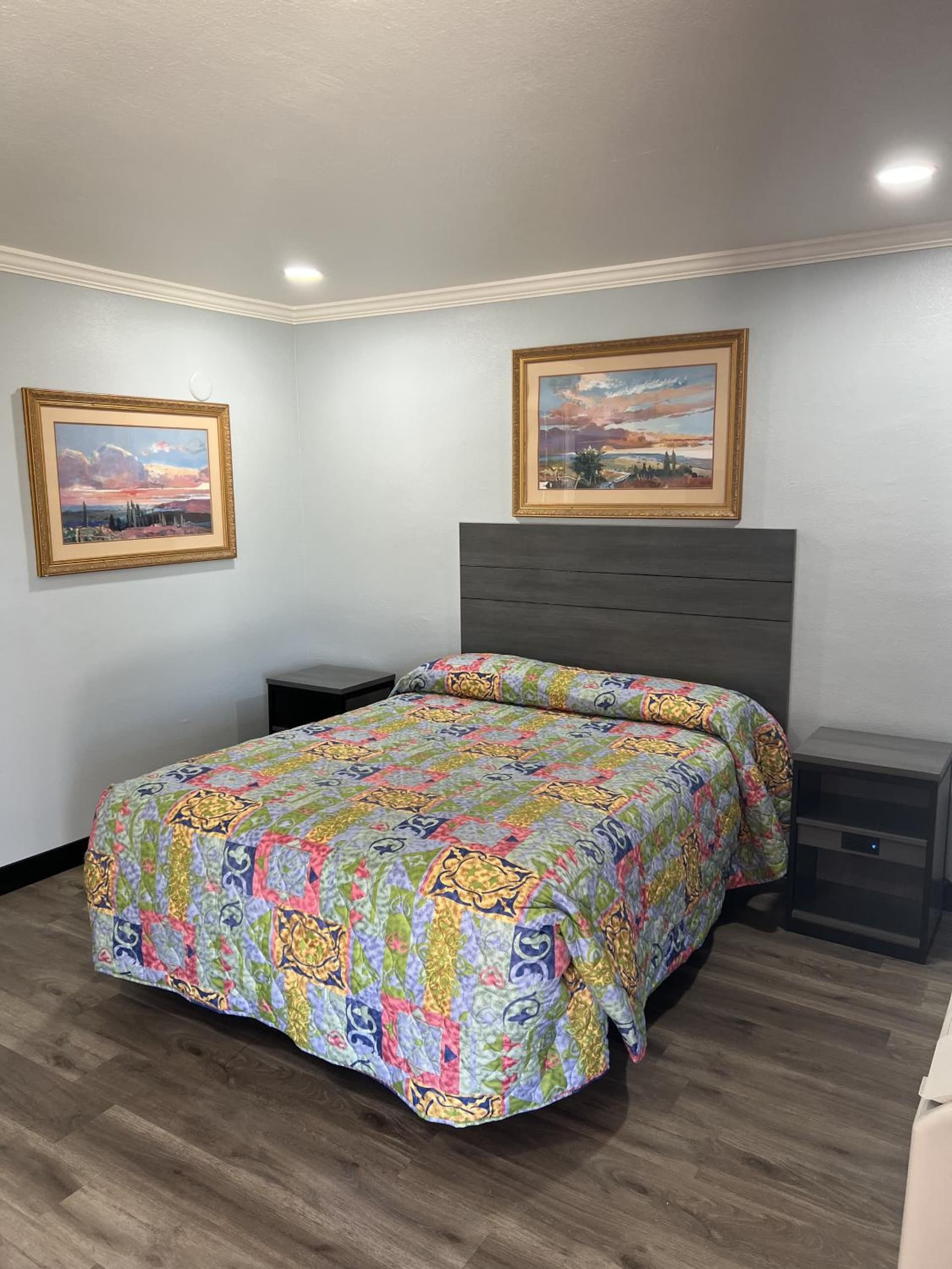 Travel Inn Gilroy gallery photo in Gilroy, CA — image 17