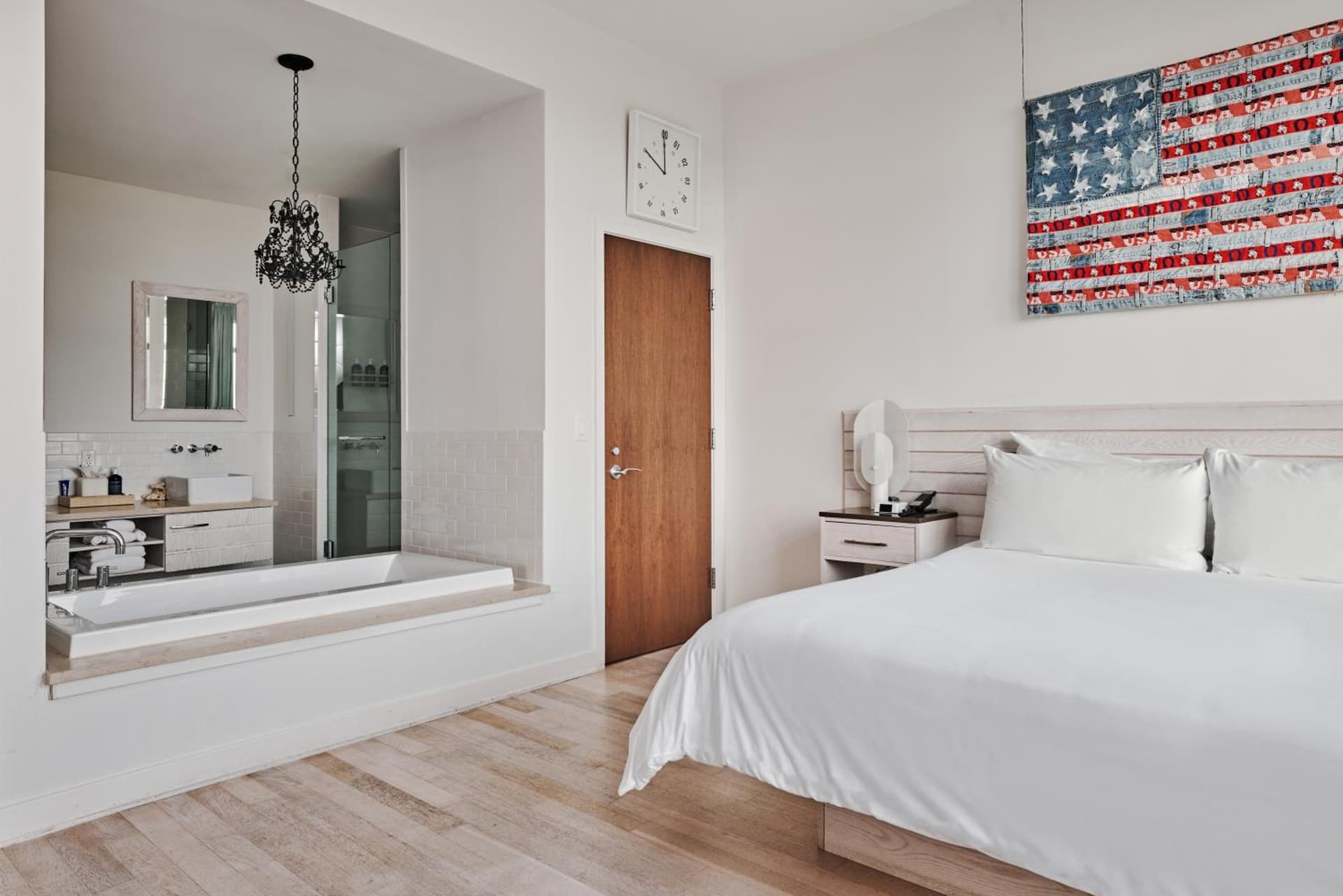 Bungalow Hotel gallery photo in Long Branch, NJ — image 31