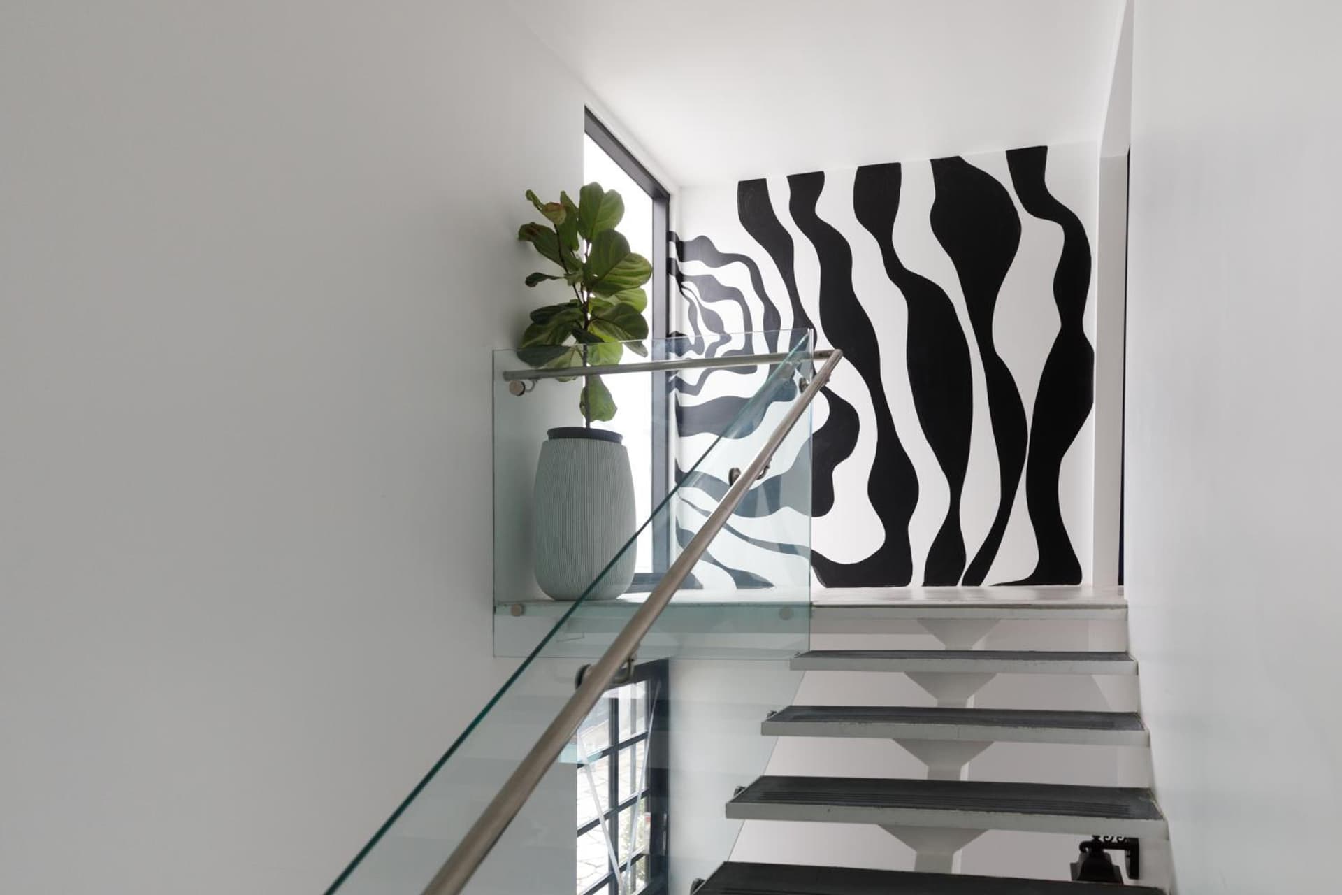 Park Plaza Lodge gallery photo in Los Angeles, CA — image 43