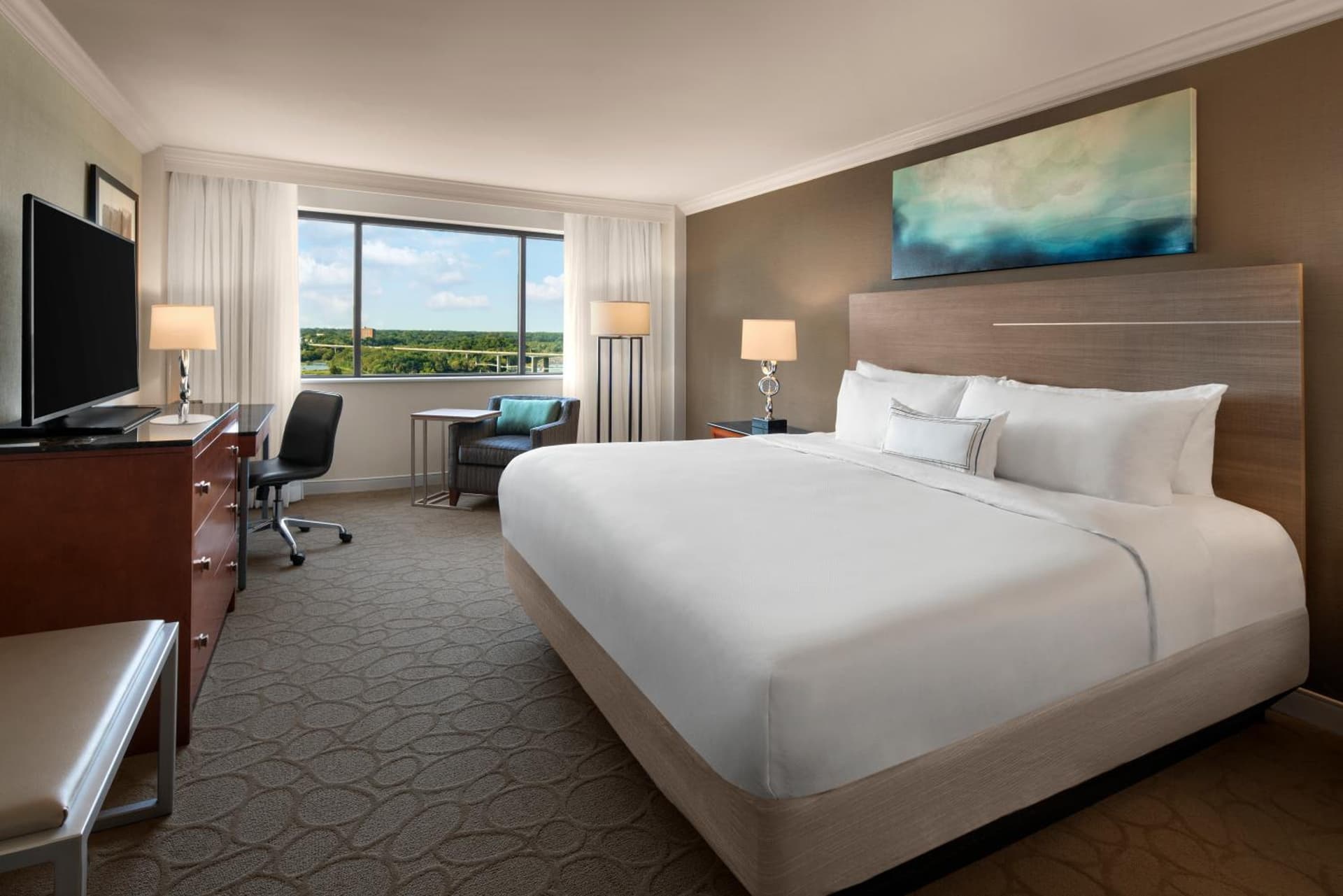 Delta Hotels by Marriott Richmond Downtown interior in Richmond, VA — gallery photo 2