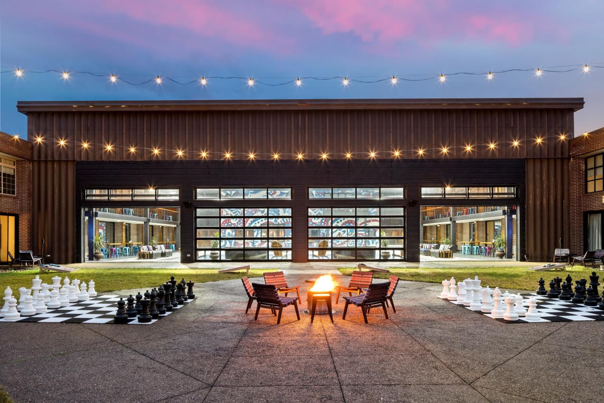 The Highlander Hotel, Ascend Hotel Collection gallery photo in Iowa City, IA — image 9