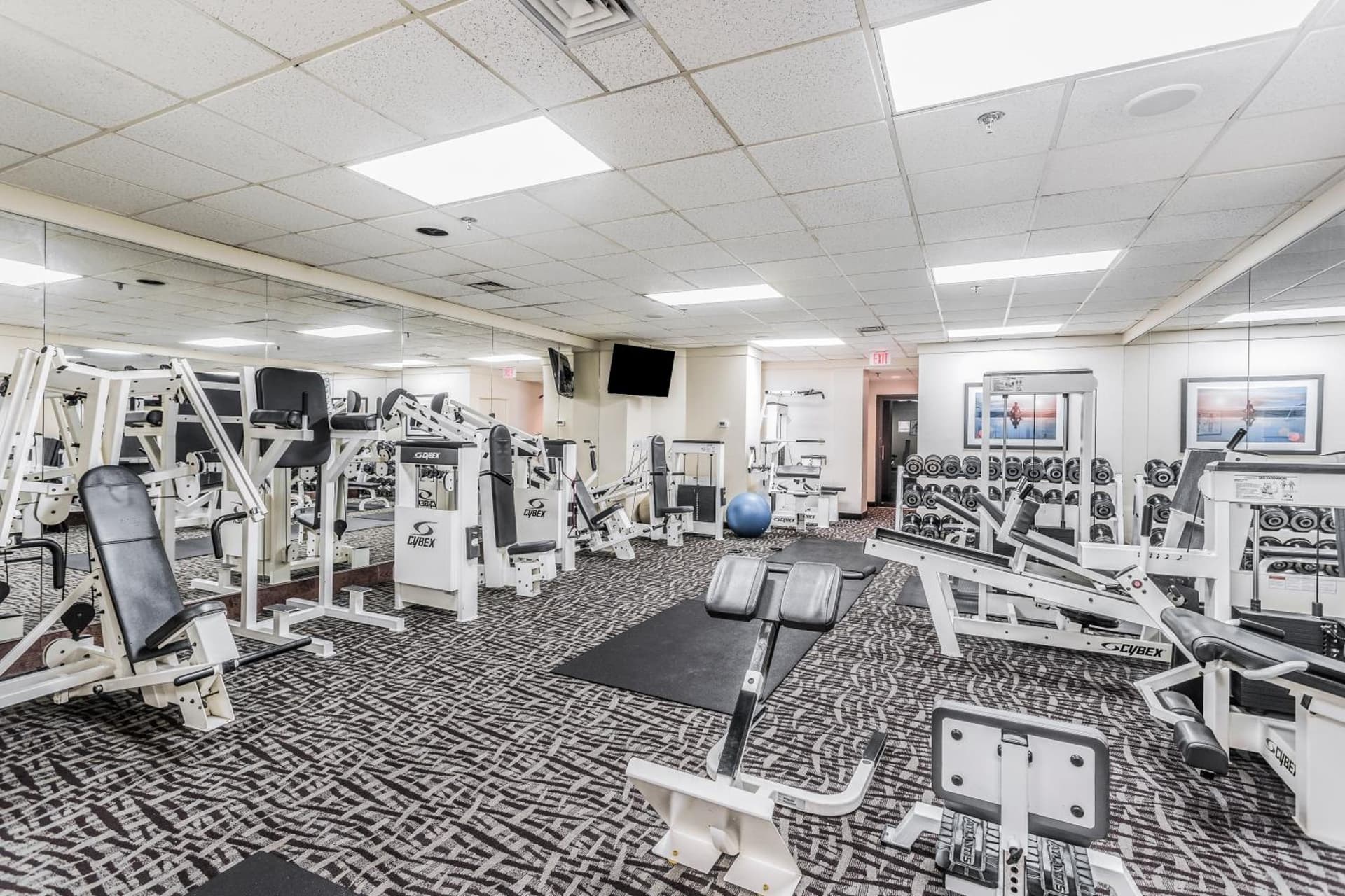 Beach Quarters Resort gallery photo in Virginia Beach, VA — image 18