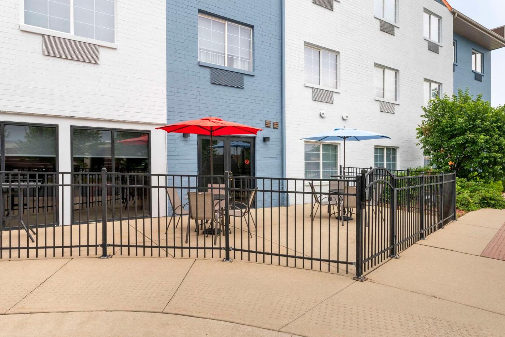 Comfort Suites Elgin Northwest gallery photo in Elgin, IL — image 7