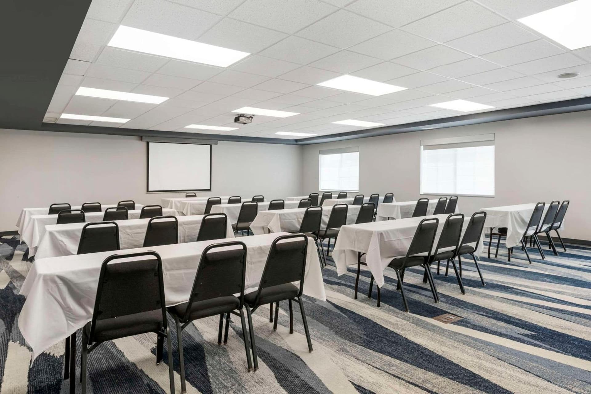 Comfort Suites Elgin Northwest gallery photo in Elgin, IL — image 22