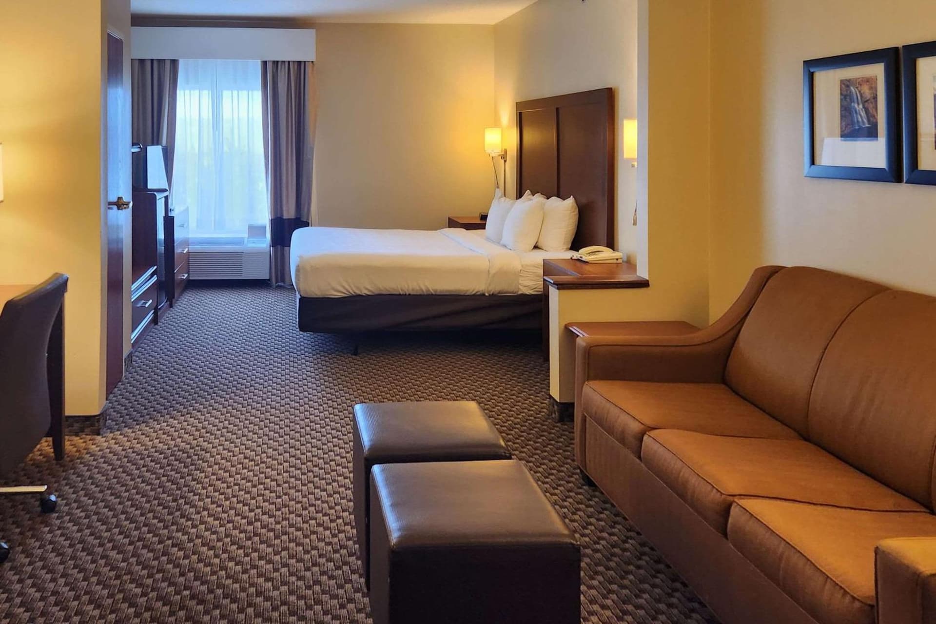 Comfort Inn & Suites Mount Pocono gallery photo in Mount Pocono, PA — image 16