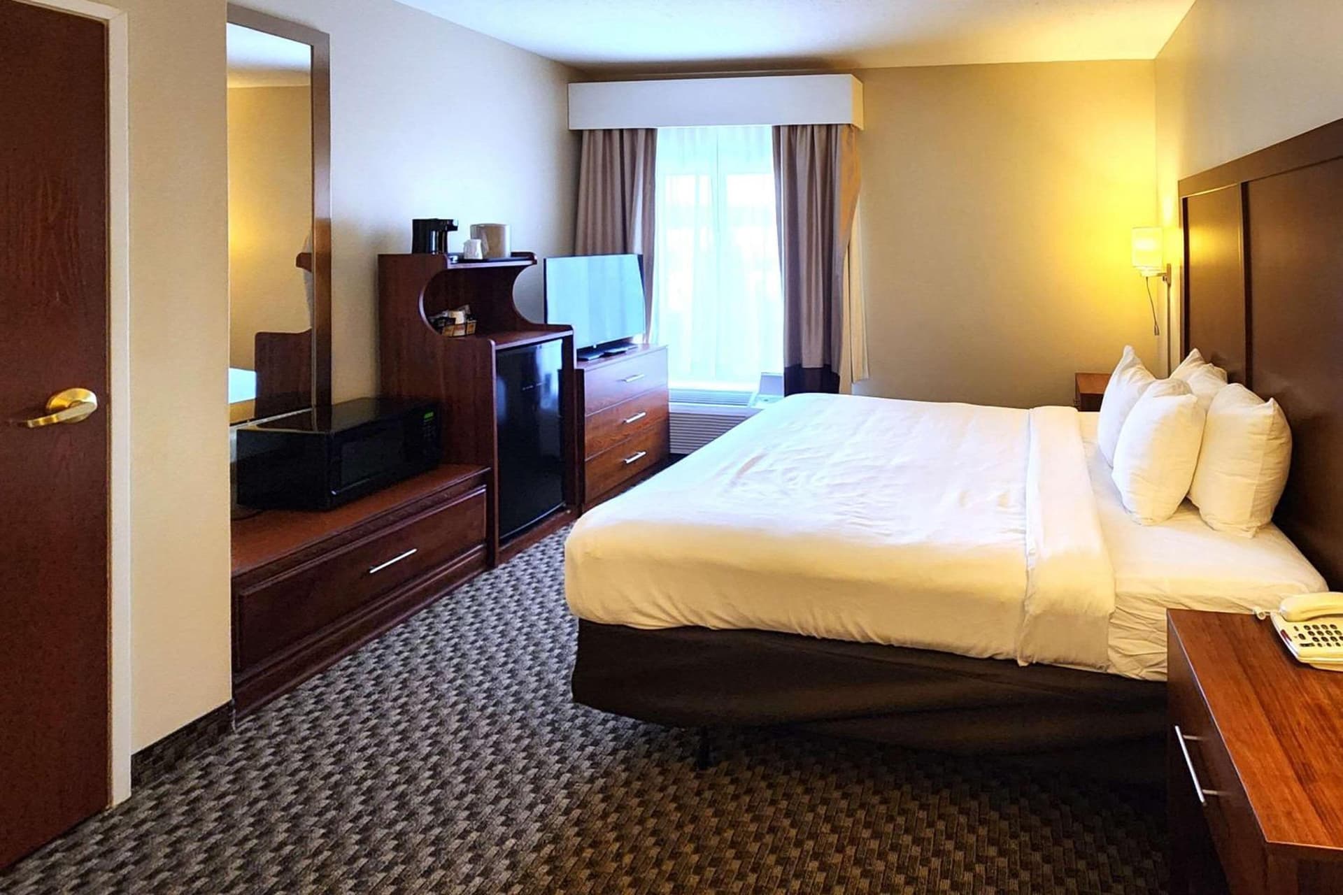 Comfort Inn & Suites Mount Pocono gallery photo in Mount Pocono, PA — image 30