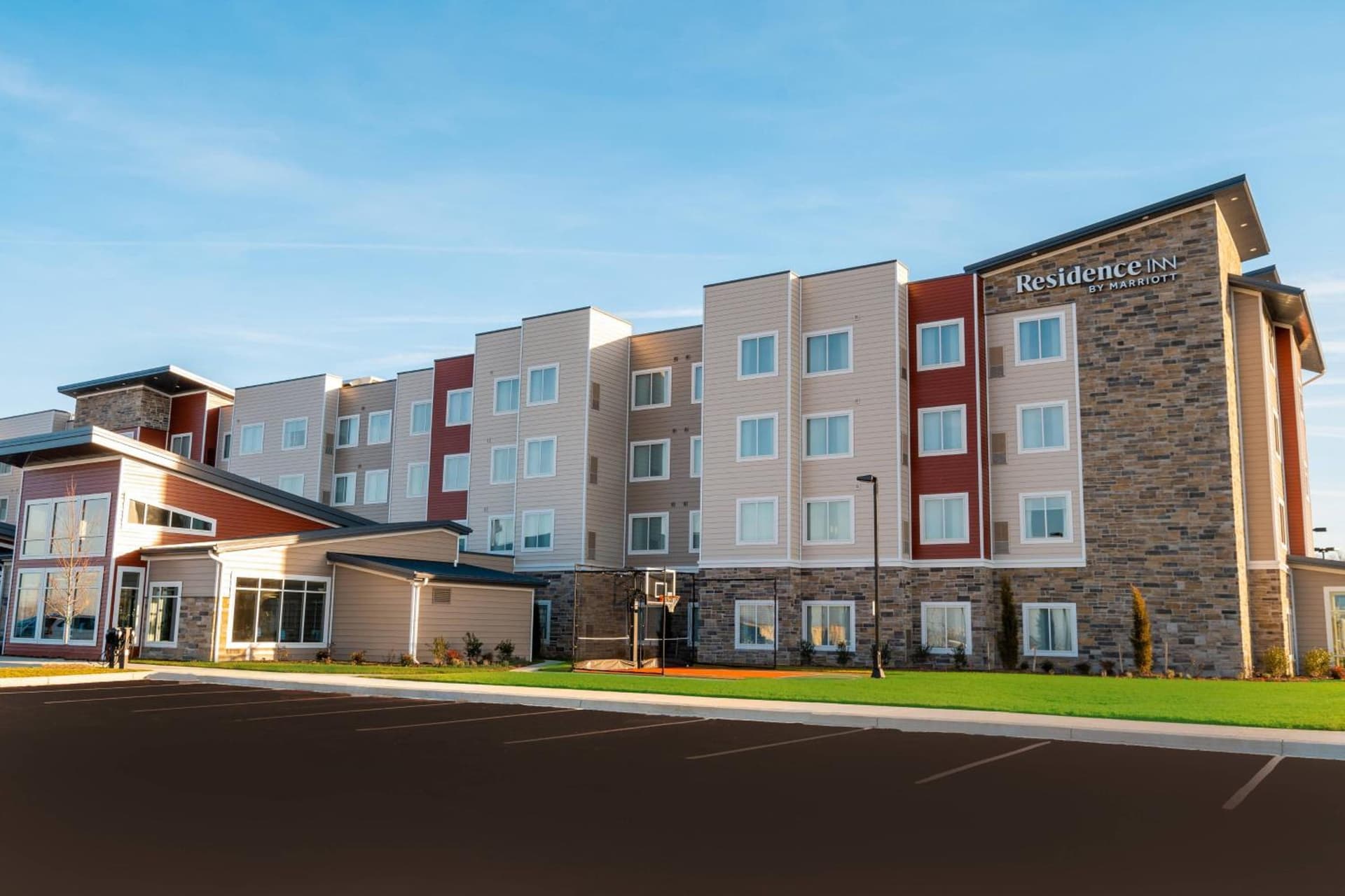 Residence Inn Upper Marlboro Joint Base Andrews property views in Capitol Heights, MD — gallery photo 3
