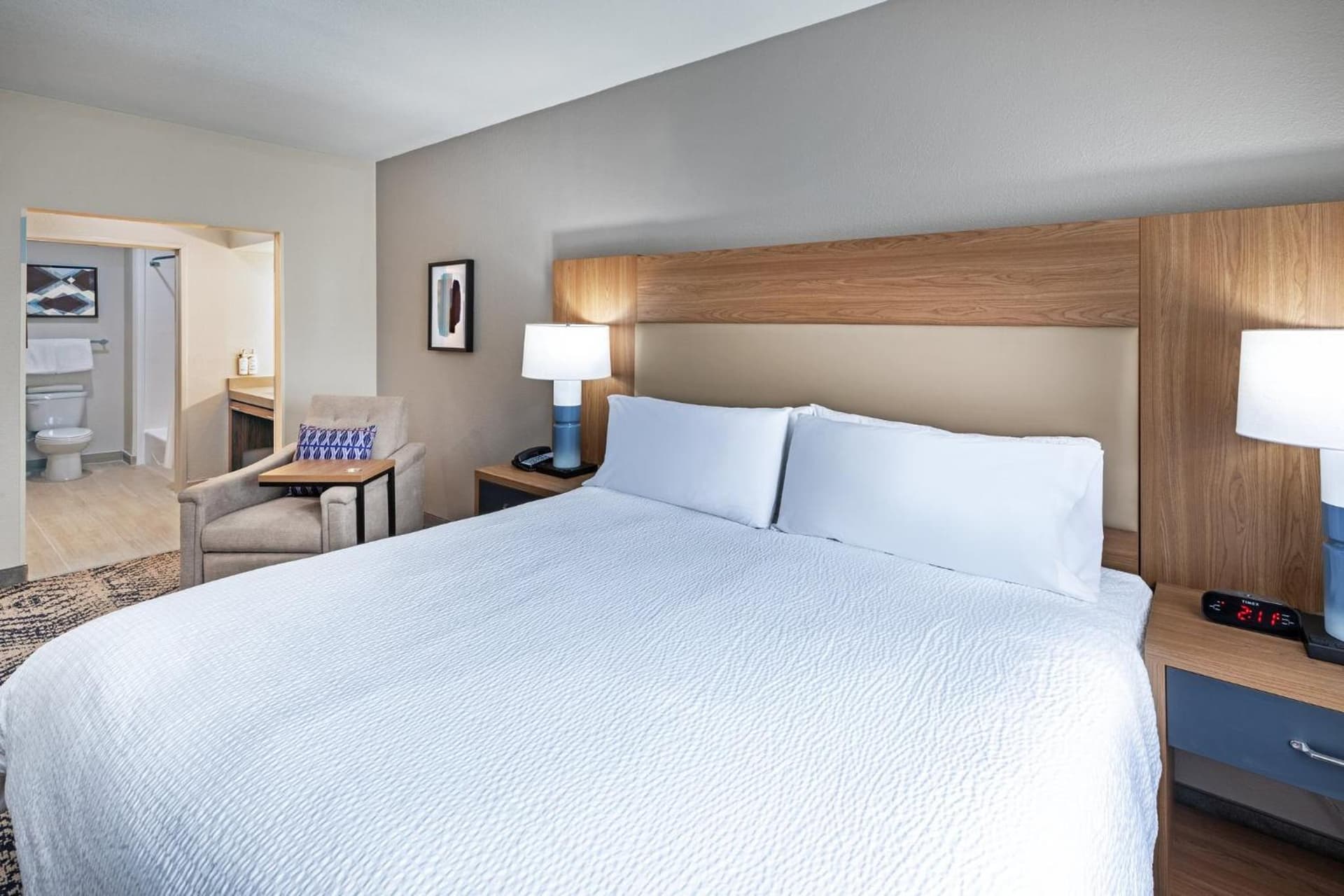 Candlewood Suites DFW Airport North - Irving by IHG gallery photo in Irving, TX — image 37
