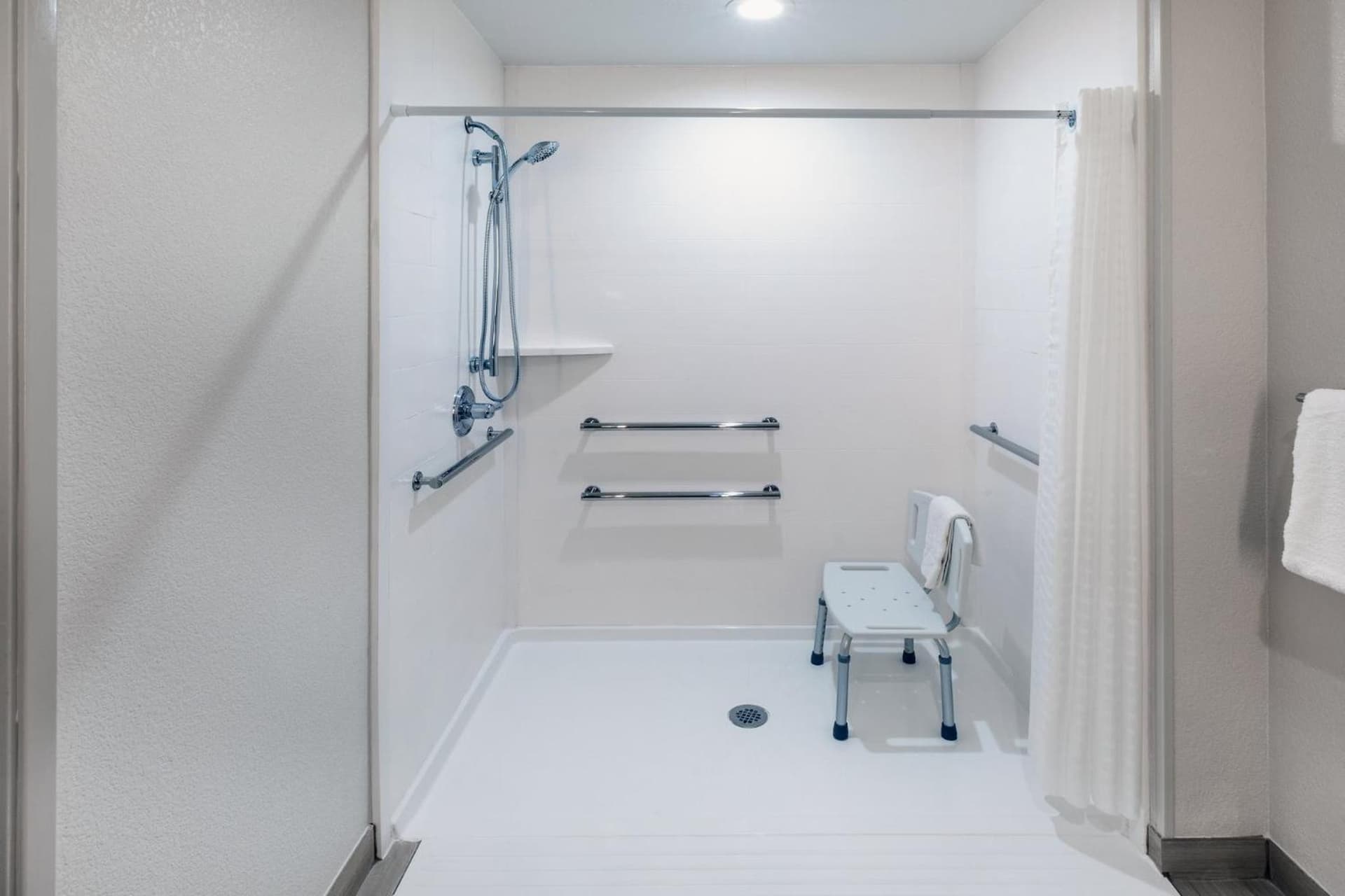Candlewood Suites DFW Airport North - Irving by IHG gallery photo in Irving, TX — image 61