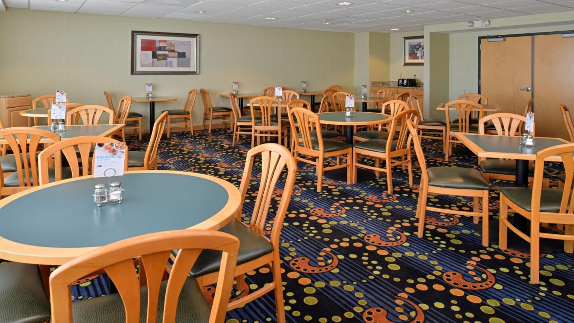 Holiday Inn Express & Suites - Ocean City by IHG gallery photo in Ocean City, MD — image 24
