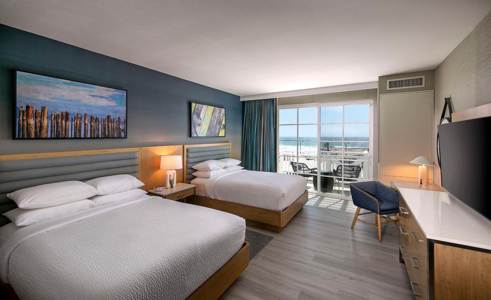 Inn at the Pier Pismo Beach, Curio Collection by Hilton gallery photo in Pismo Beach, CA — image 5
