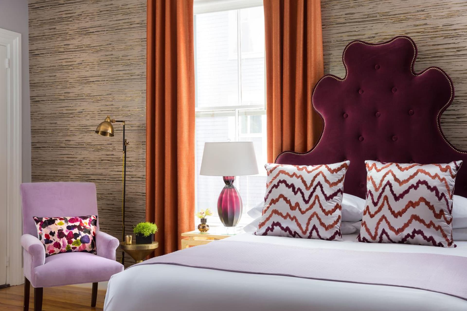 Gilded gallery photo in Newport, RI — image 22