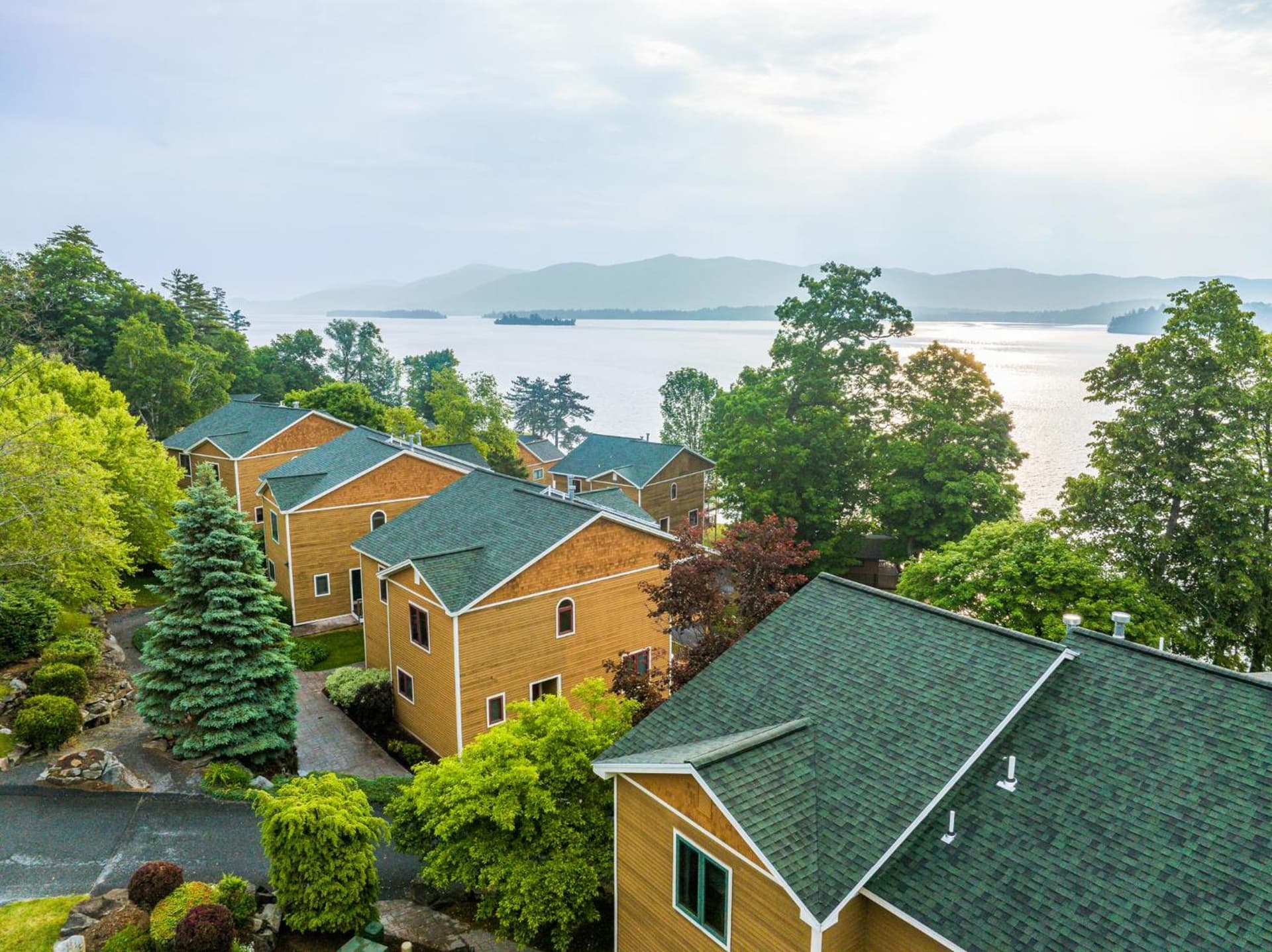 Sun Castle Resort featured exterior or lobby in Lake George — similar hotel