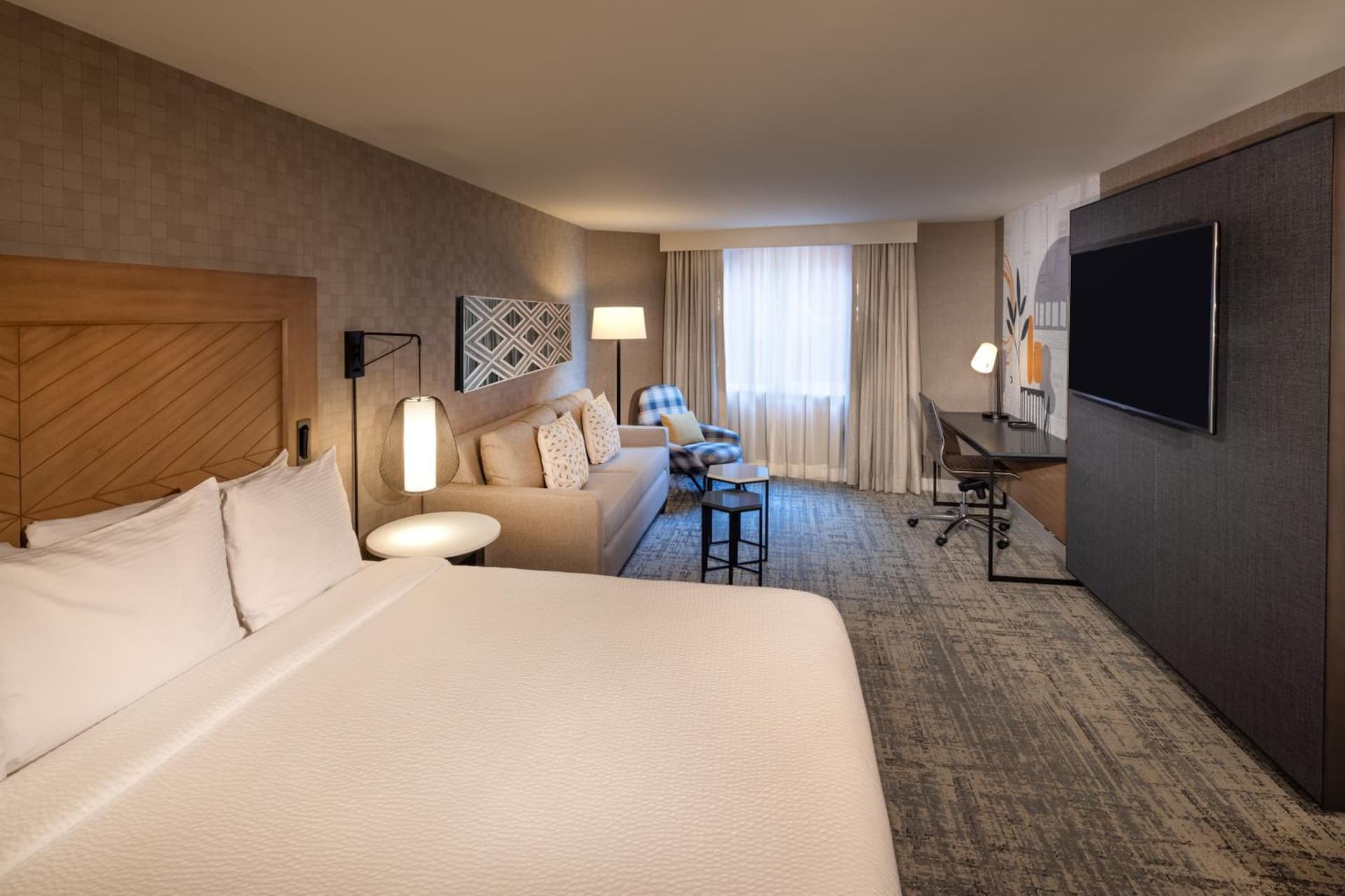 Silver Cloud Hotel - Seattle Stadium interior in Seattle, WA — gallery photo 2