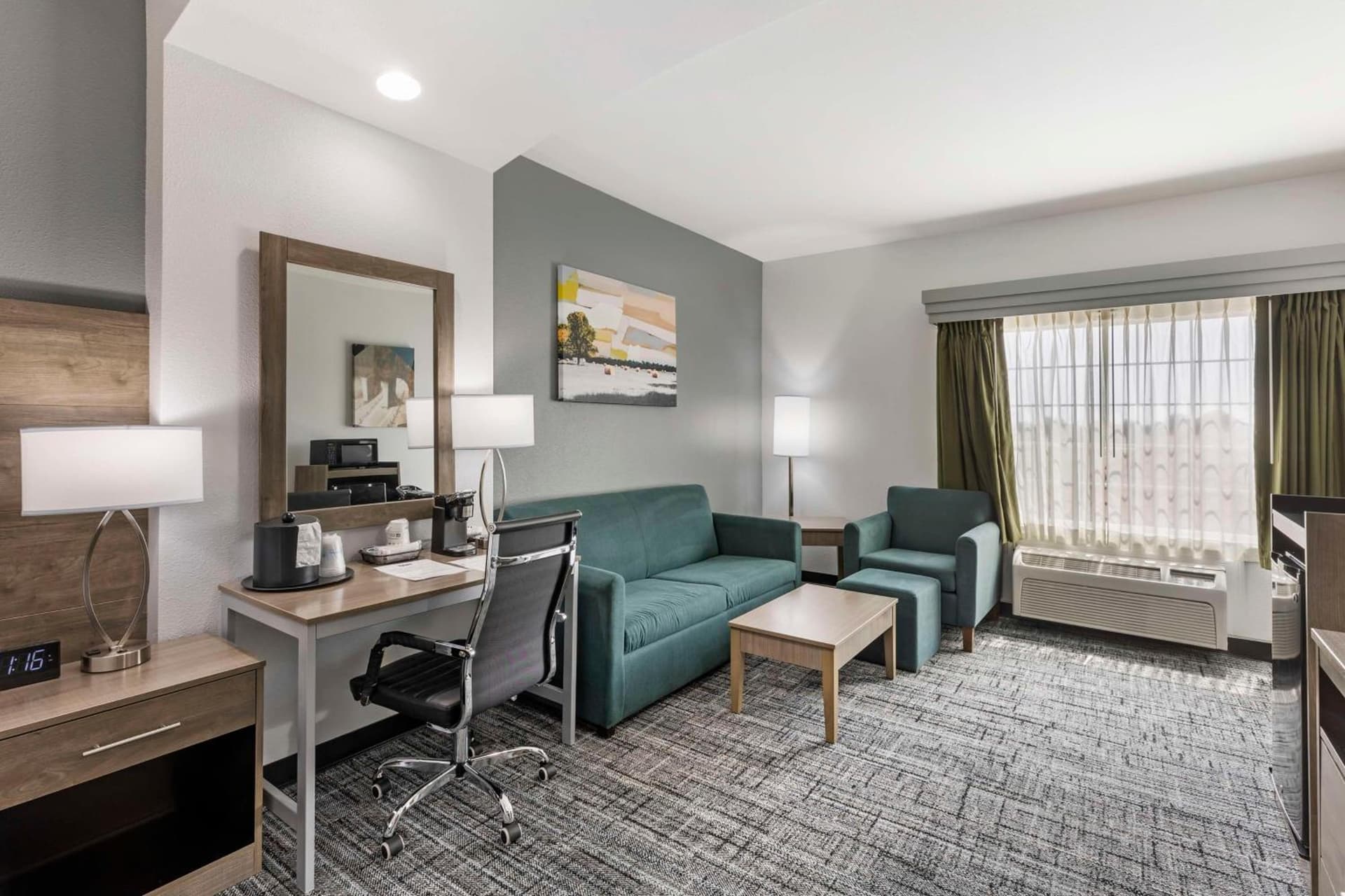 Best Western Plus MidAmerica Hotel gallery photo in Mascoutah, IL — image 37
