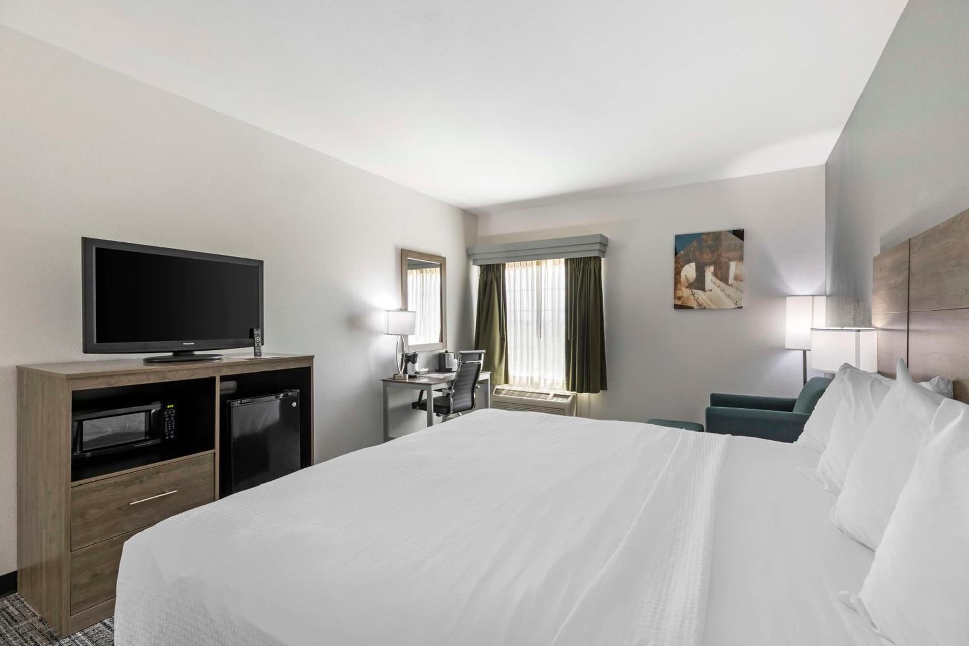 Best Western Plus MidAmerica Hotel gallery photo in Mascoutah, IL — image 21