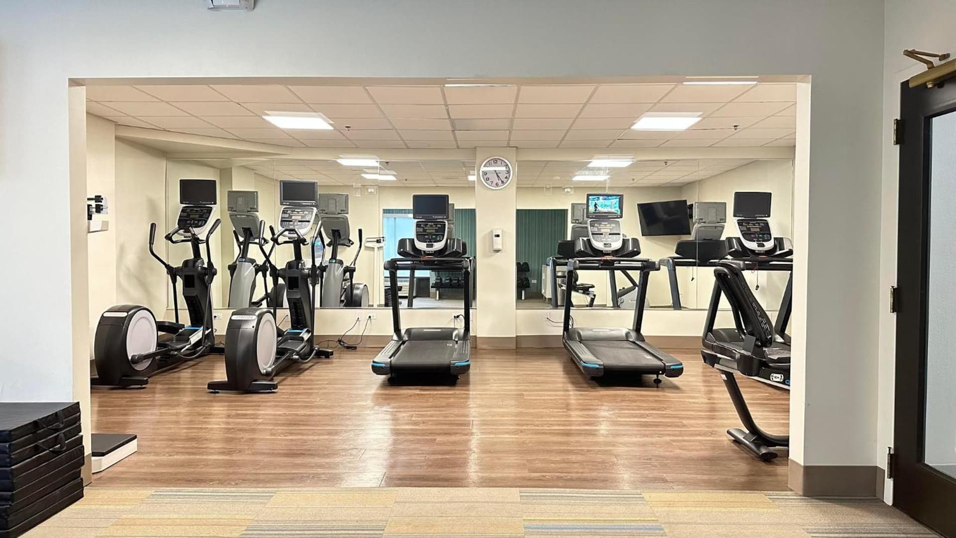 Holiday Inn Express & Suites - Prospect Heights by IHG gallery photo in Prospect Heights, IL — image 45