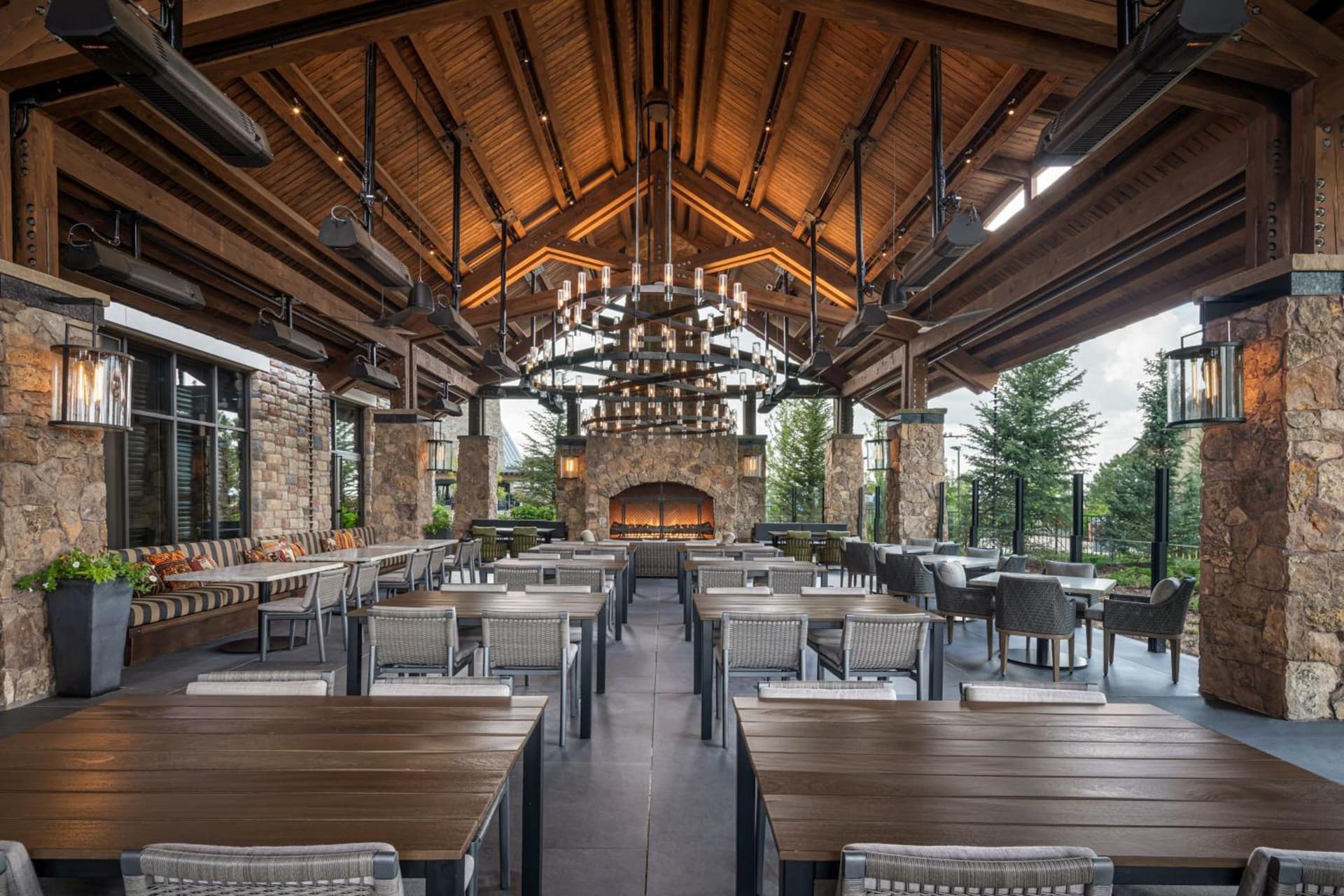 Gaylord Rockies Resort & Convention Center gallery photo in Aurora, CO — image 14