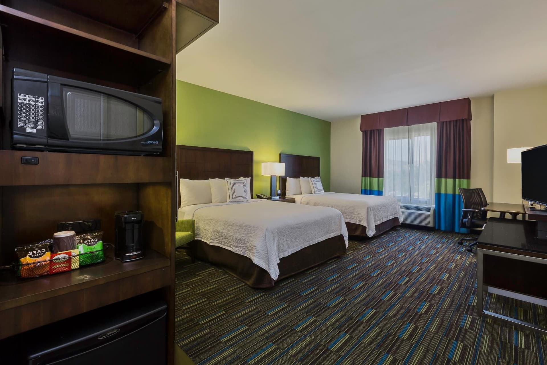 Fairfield Inn & Suites Riverside Corona/Norco gallery photo in Norco, CA — image 11