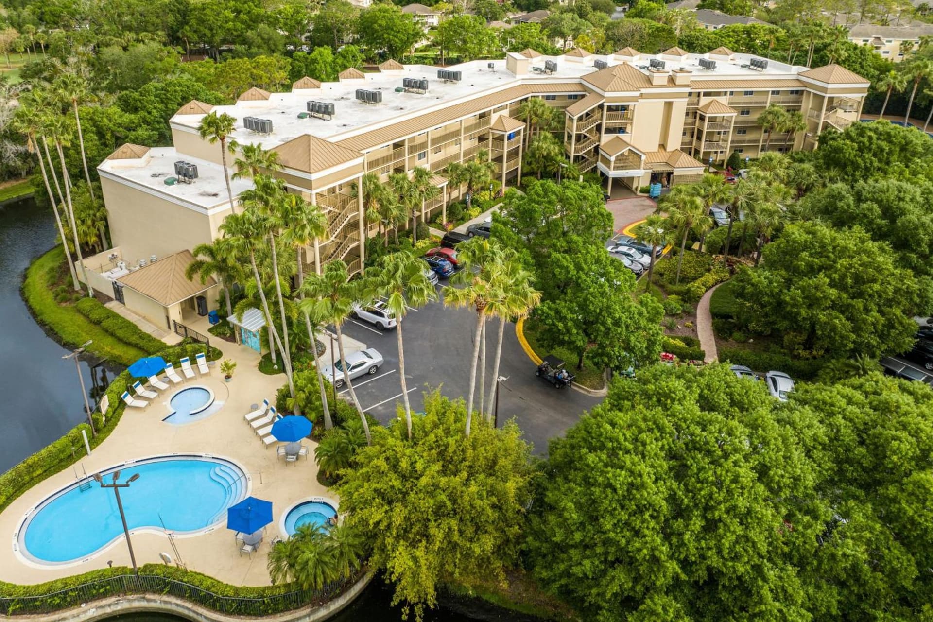 Marriott's Imperial Palms Villas featured exterior or lobby in Orlando, FL — similar hotel