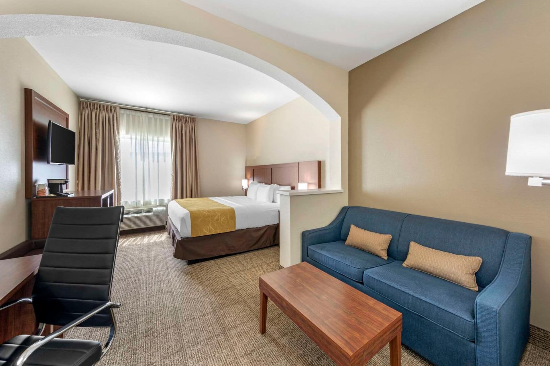 Comfort Suites Tulare Sequoia Gateway gallery photo in Tulare, CA — image 50