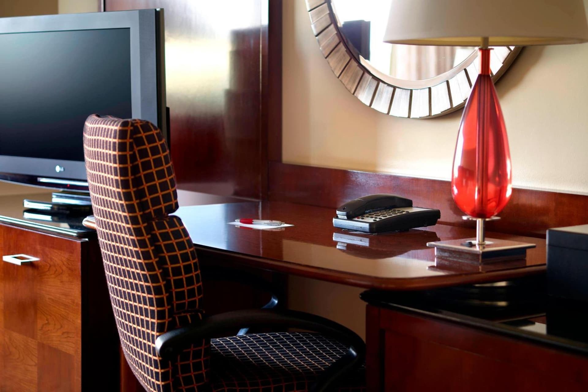 New Orleans Marriott Metairie At Lakeway gallery photo in Metairie, LA — image 42