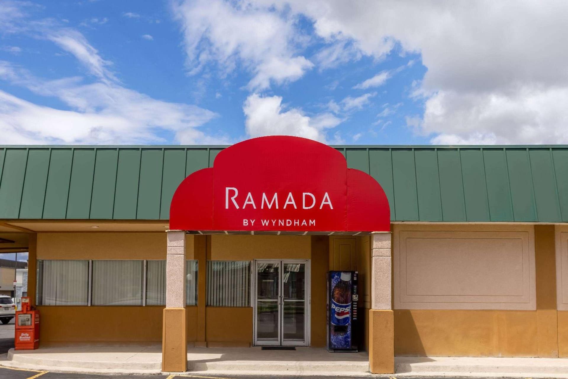 Ramada by Wyndham Rome - Verona interior in Rome, NY — gallery photo 2