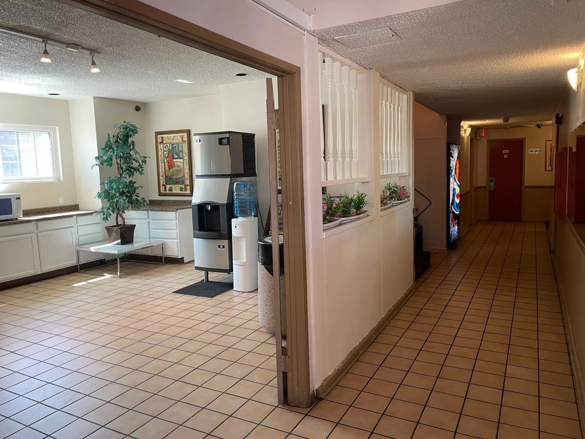 Grand Inn gallery photo in Fullerton, CA — image 27