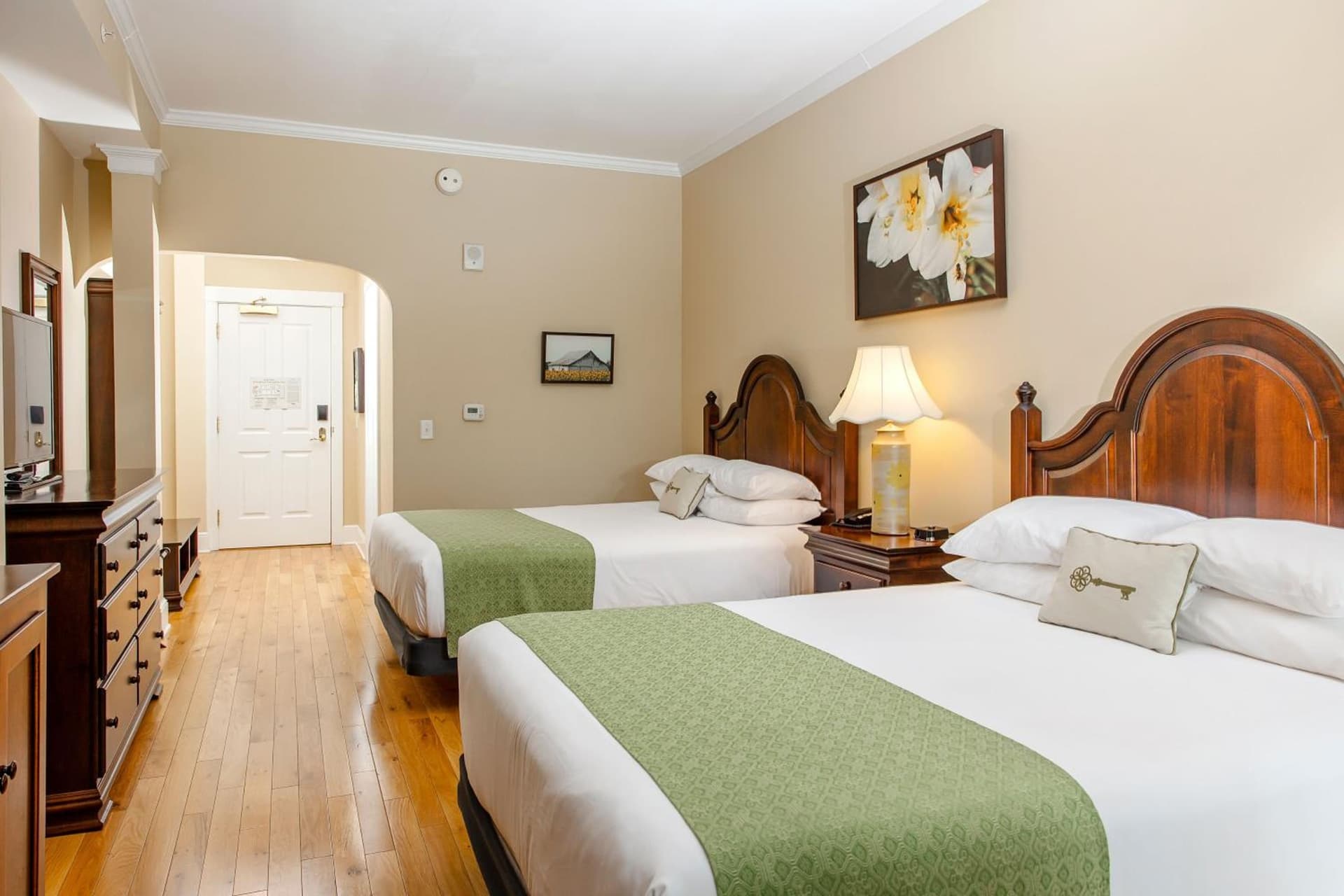 Mills Park Hotel gallery photo in Fairborn, OH — image 9