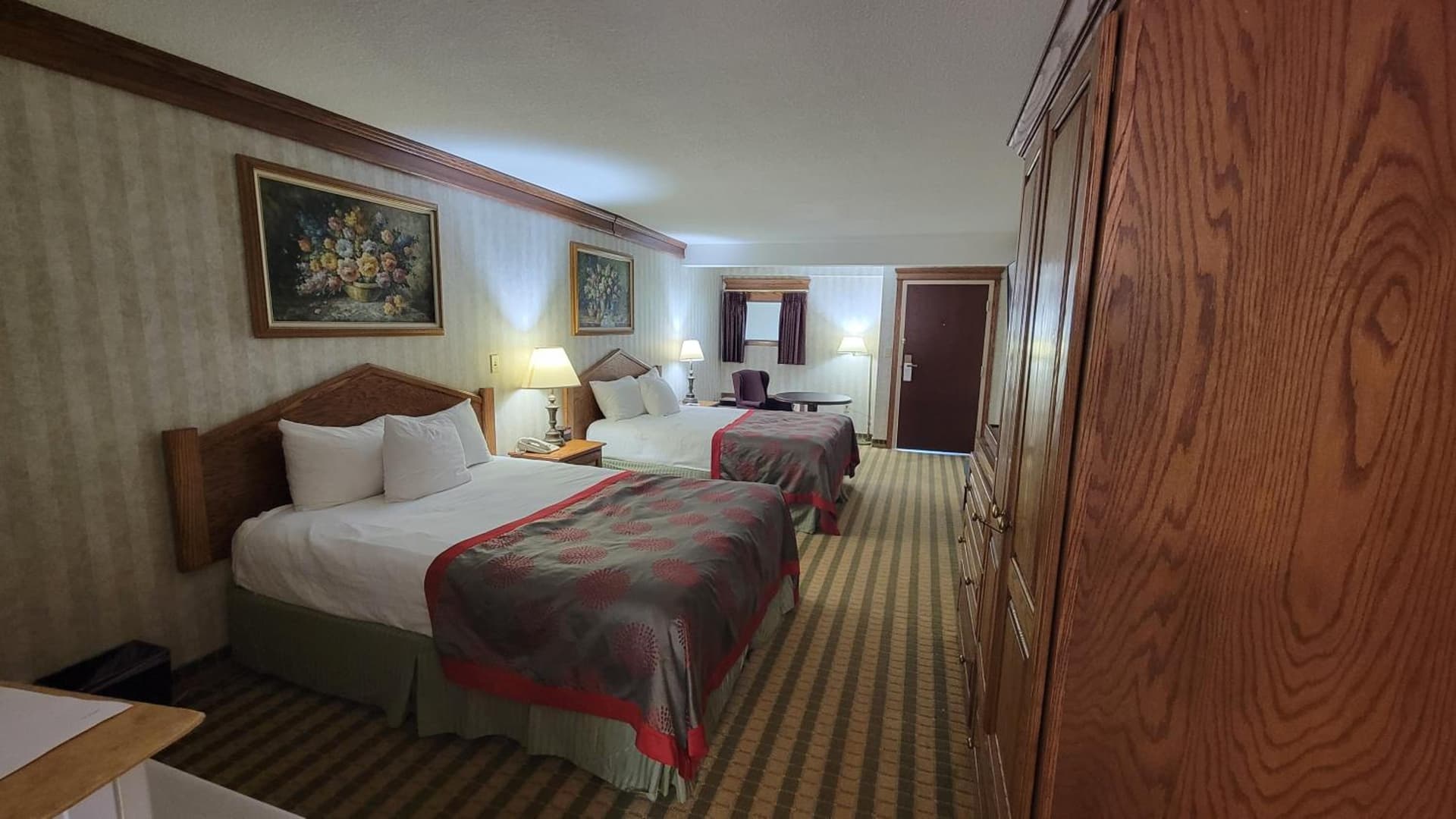 Ramada by Wyndham Saginaw Hotel & Suites gallery photo in Saginaw, MI — image 30