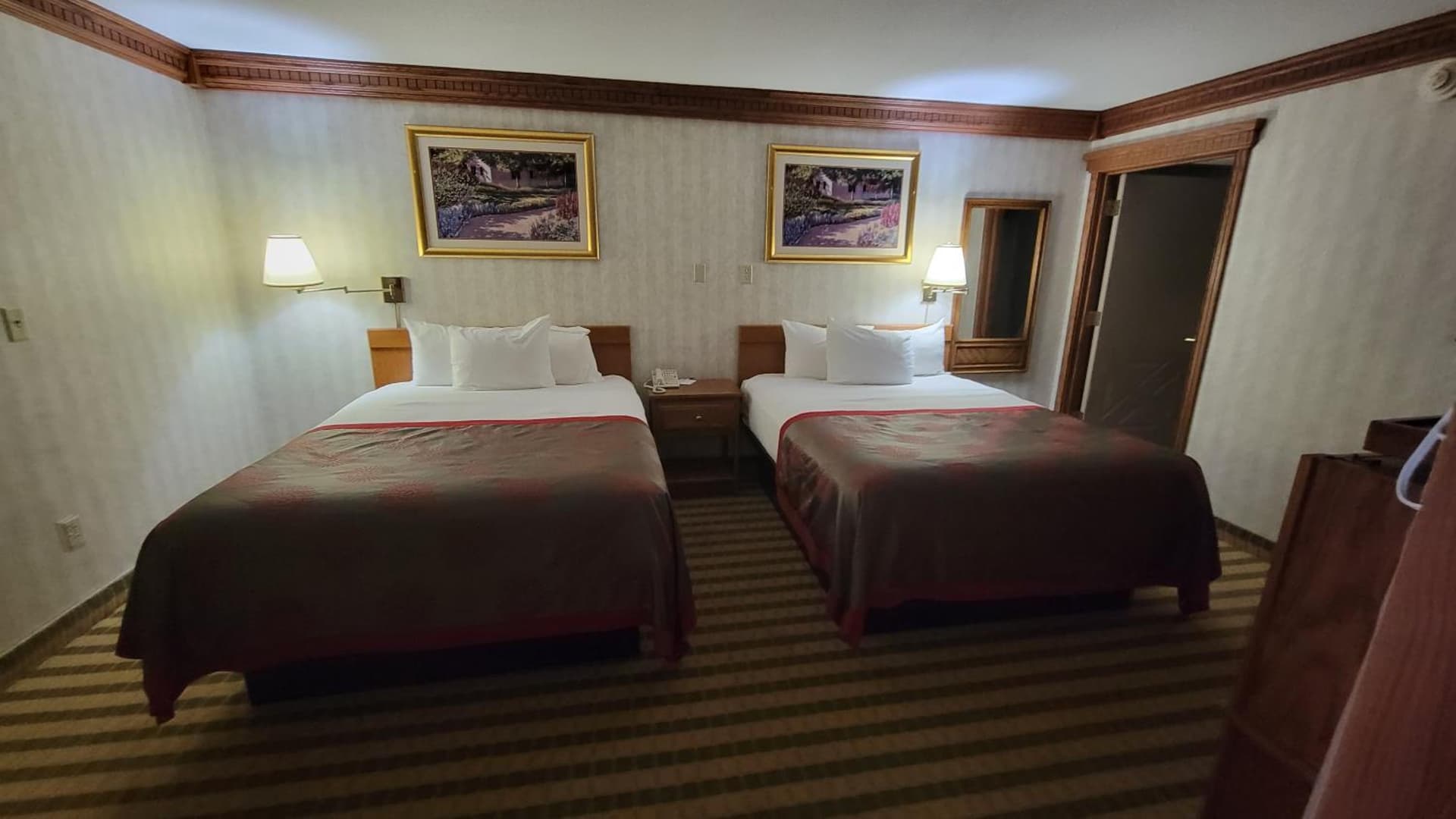 Ramada by Wyndham Saginaw Hotel & Suites gallery photo in Saginaw, MI — image 32