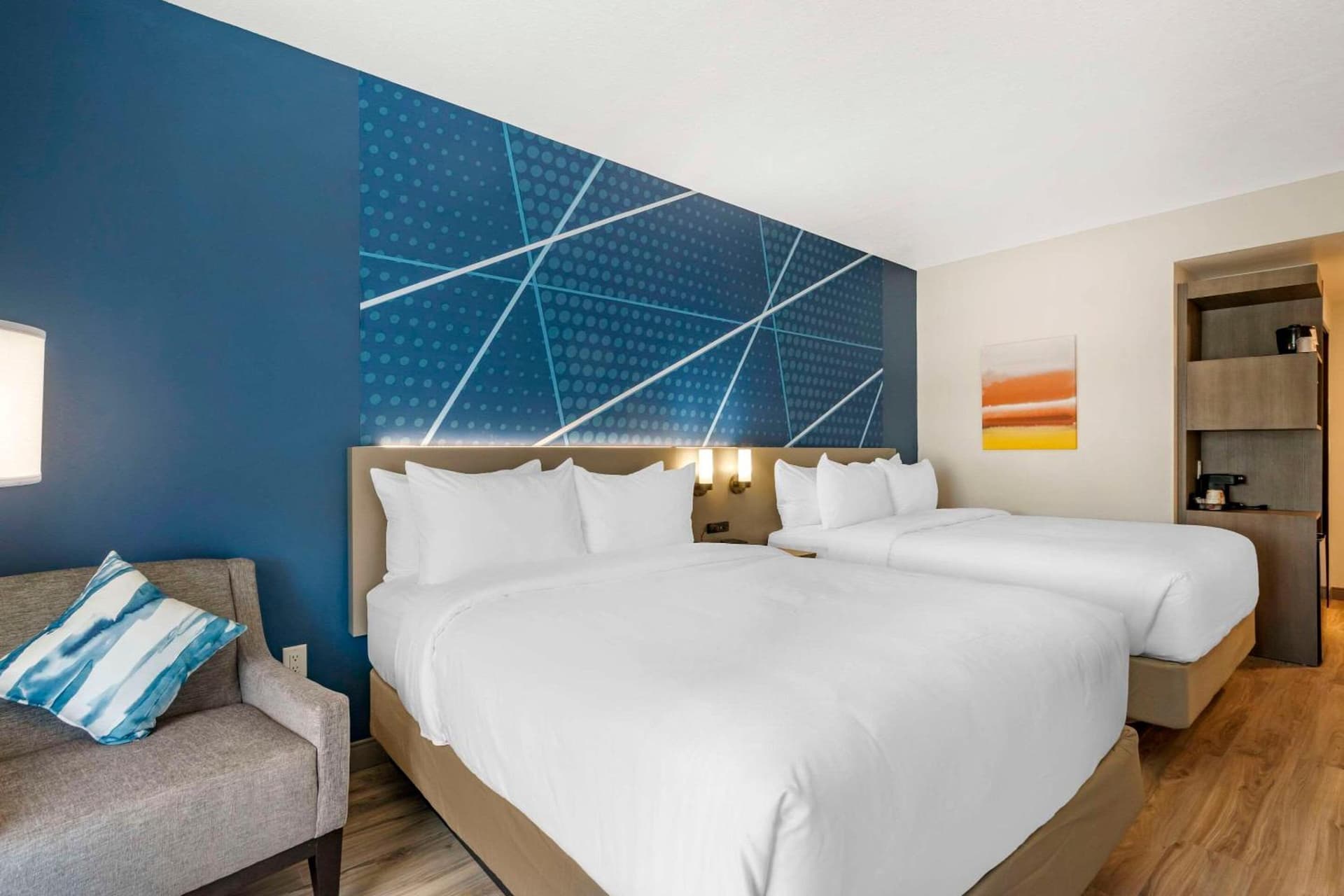 Comfort Inn & Suites New Port Richey Downtown District gallery photo in New Port Richey, FL — image 10