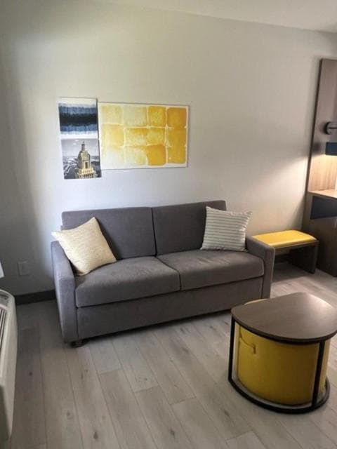 Comfort Suites Baton Rouge South I-10 gallery photo in Baton Rouge, LA — image 44