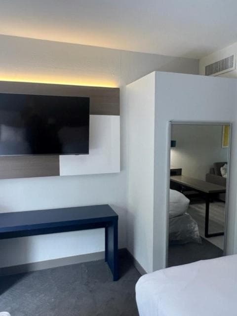 Comfort Suites Baton Rouge South I-10 gallery photo in Baton Rouge, LA — image 51