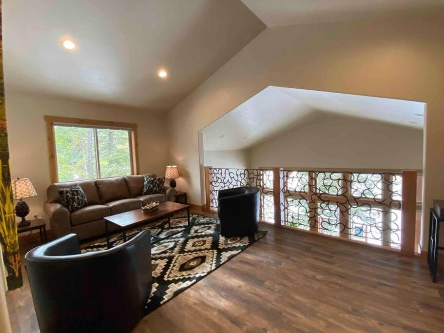 4 king beds w ensuites Double the Living Space! property views in Bigfork, MT — gallery photo 3