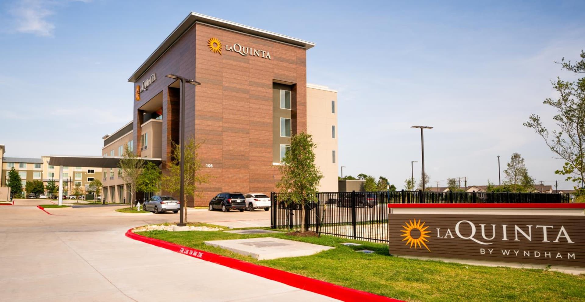 La Quinta Inn & Suites by Wyndham Austin Parmer Tech Ridge gallery photo in Austin, TX — image 34