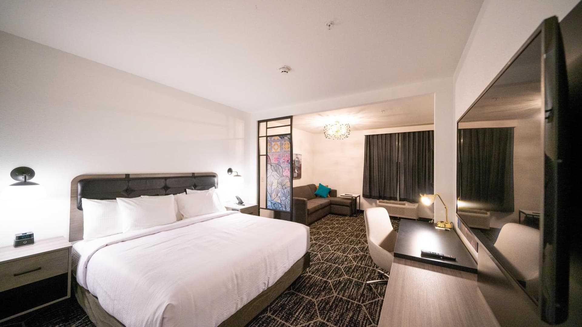 La Quinta Inn & Suites by Wyndham Austin Parmer Tech Ridge gallery photo in Austin, TX — image 29