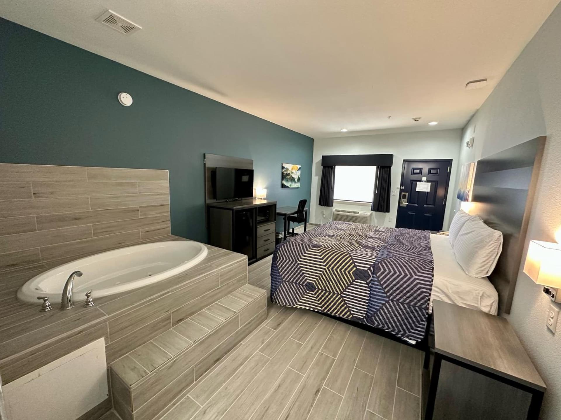 Crosby Travel Lodge and RV Park property views in Crosby, TX — gallery photo 3