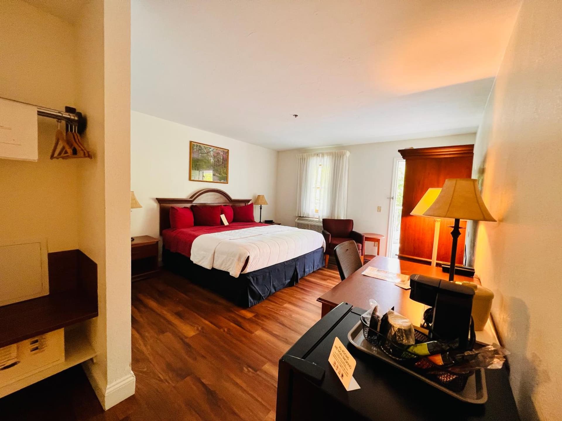 Inn at Cemetery Hill interior in Gettysburg, PA — gallery photo 2