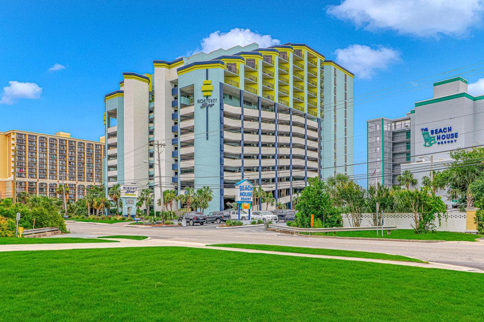 Seaside Serenity! featured exterior or lobby in Myrtle Beach, SC — similar hotel