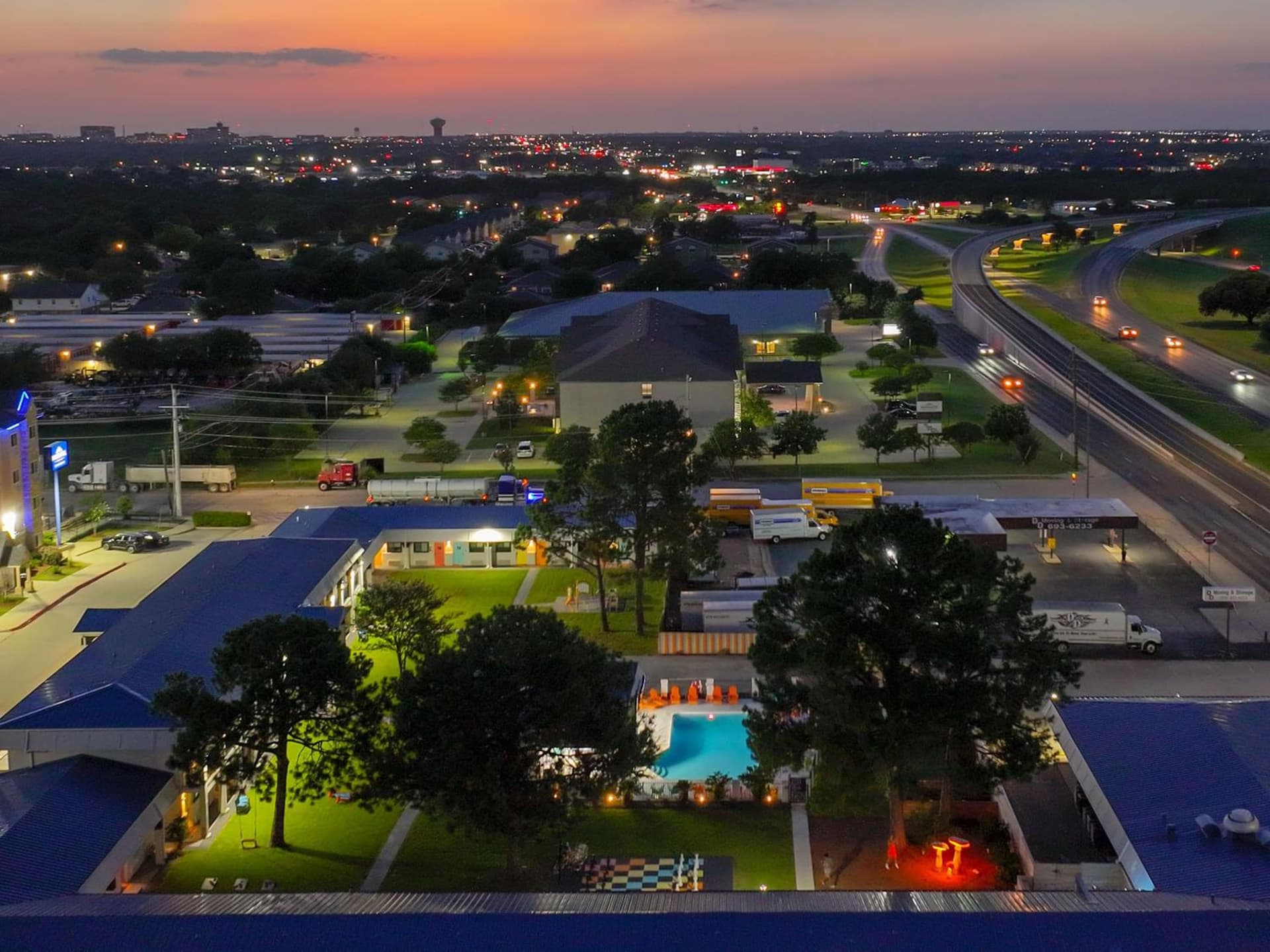 Hotel McCoy College Station - Art, Libations, Pool Society gallery photo in College Station, TX — image 13