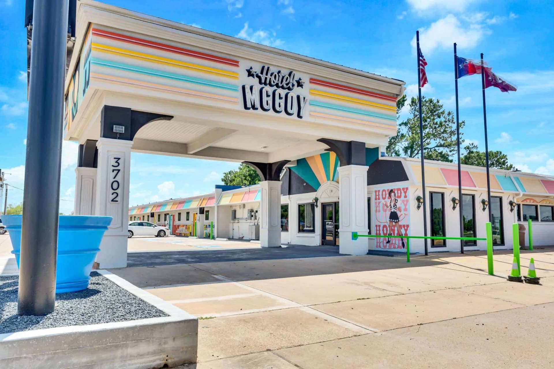 Hotel McCoy College Station - Art, Libations, Pool Society gallery photo in College Station, TX — image 11