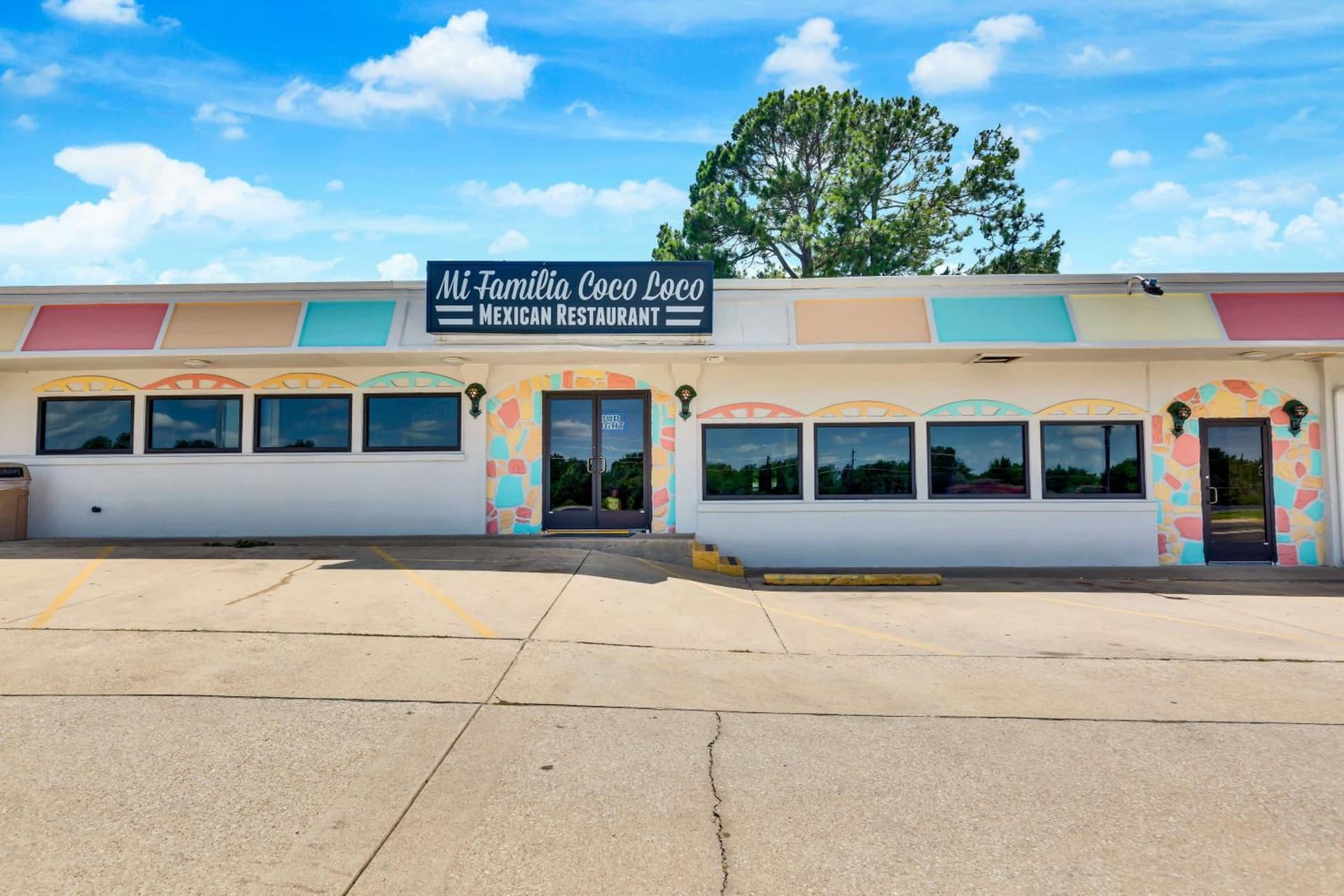 Hotel McCoy College Station - Art, Libations, Pool Society gallery photo in College Station, TX — image 42