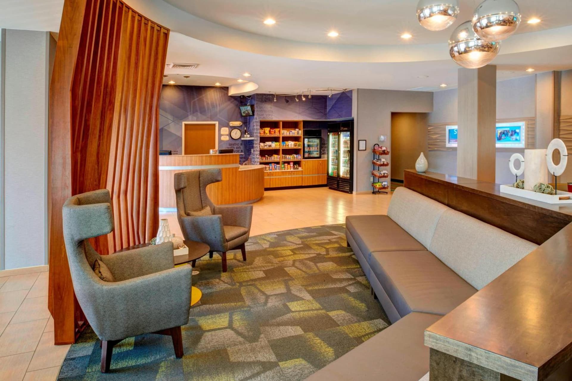 SpringHill Suites St. Louis Brentwood interior in Brentwood, MO — gallery photo 2