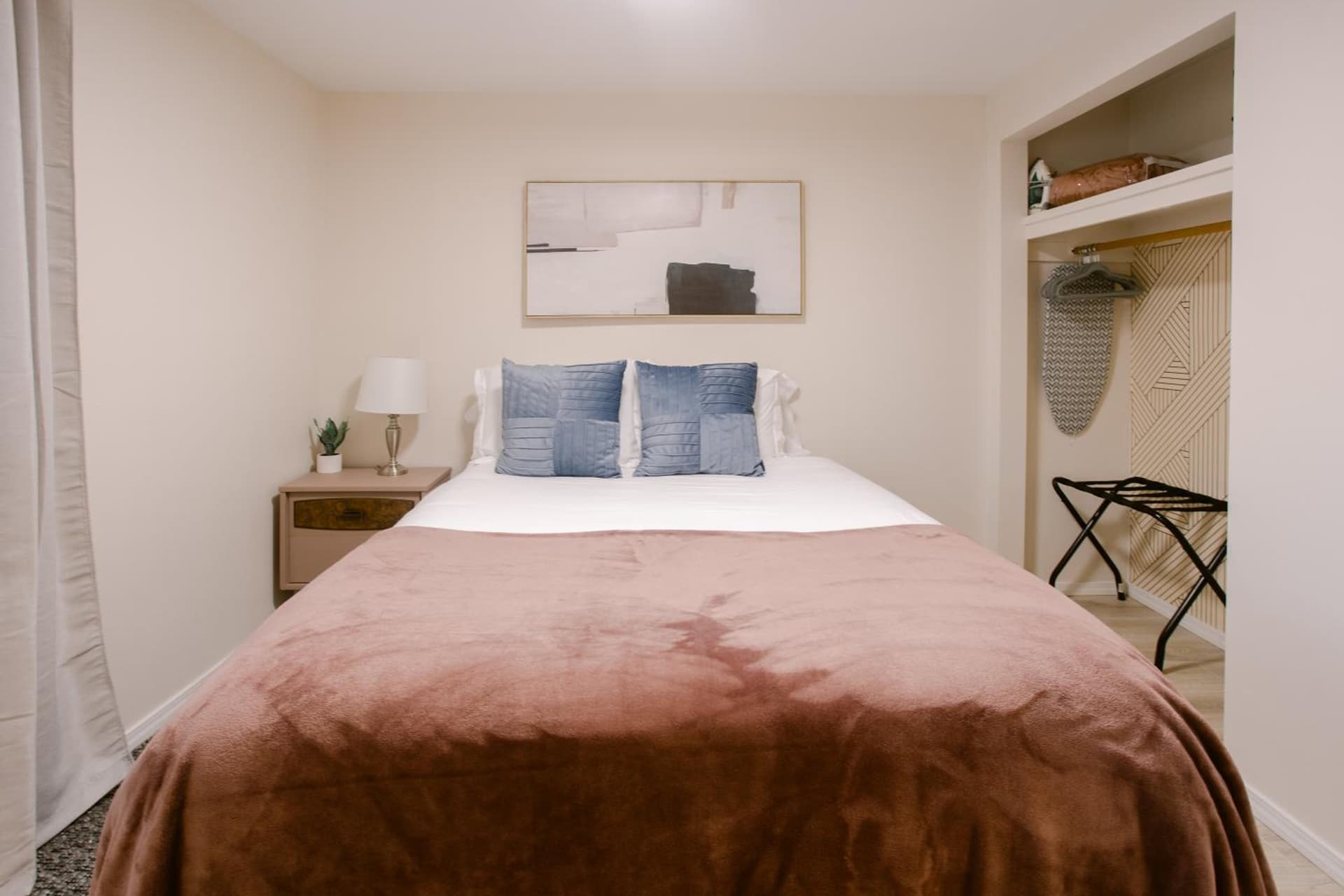 Waterfront River Apartments gallery photo in Rogue River, OR — image 74