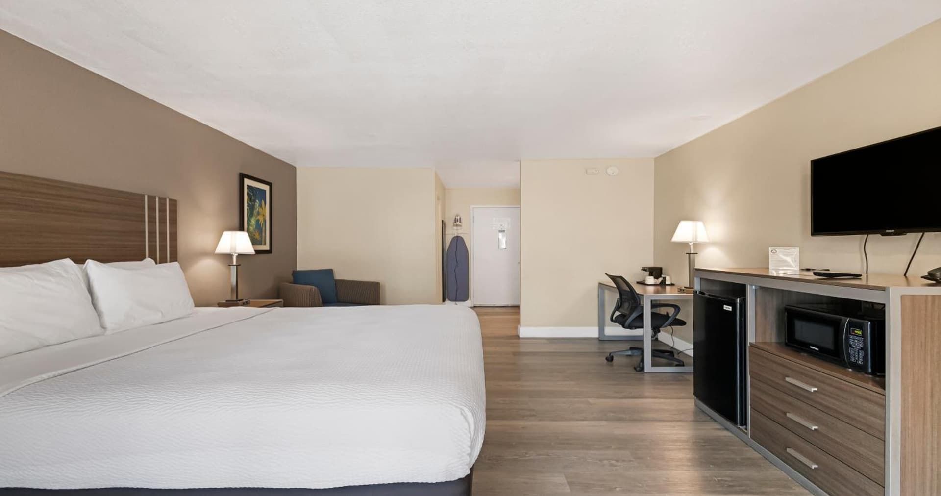 SureStay Plus Hotel by Best Western Sacramento North gallery photo in Sacramento, CA — image 23