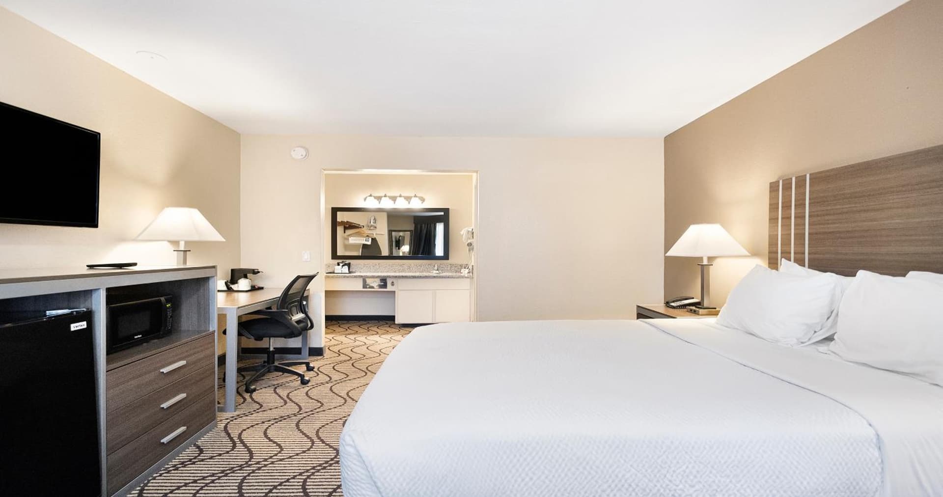 SureStay Plus Hotel by Best Western Sacramento North gallery photo in Sacramento, CA — image 64