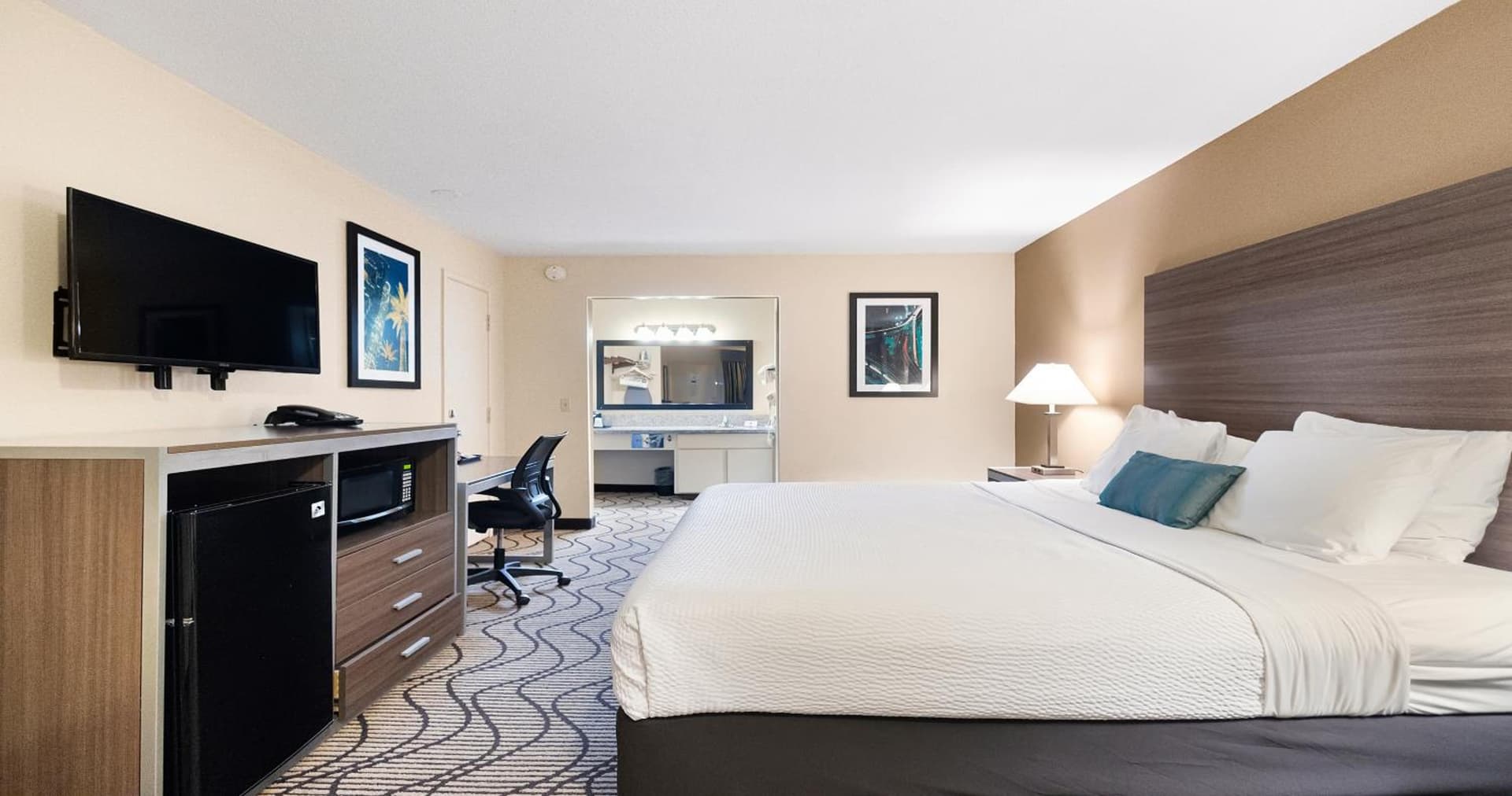 SureStay Plus Hotel by Best Western Sacramento North gallery photo in Sacramento, CA — image 70