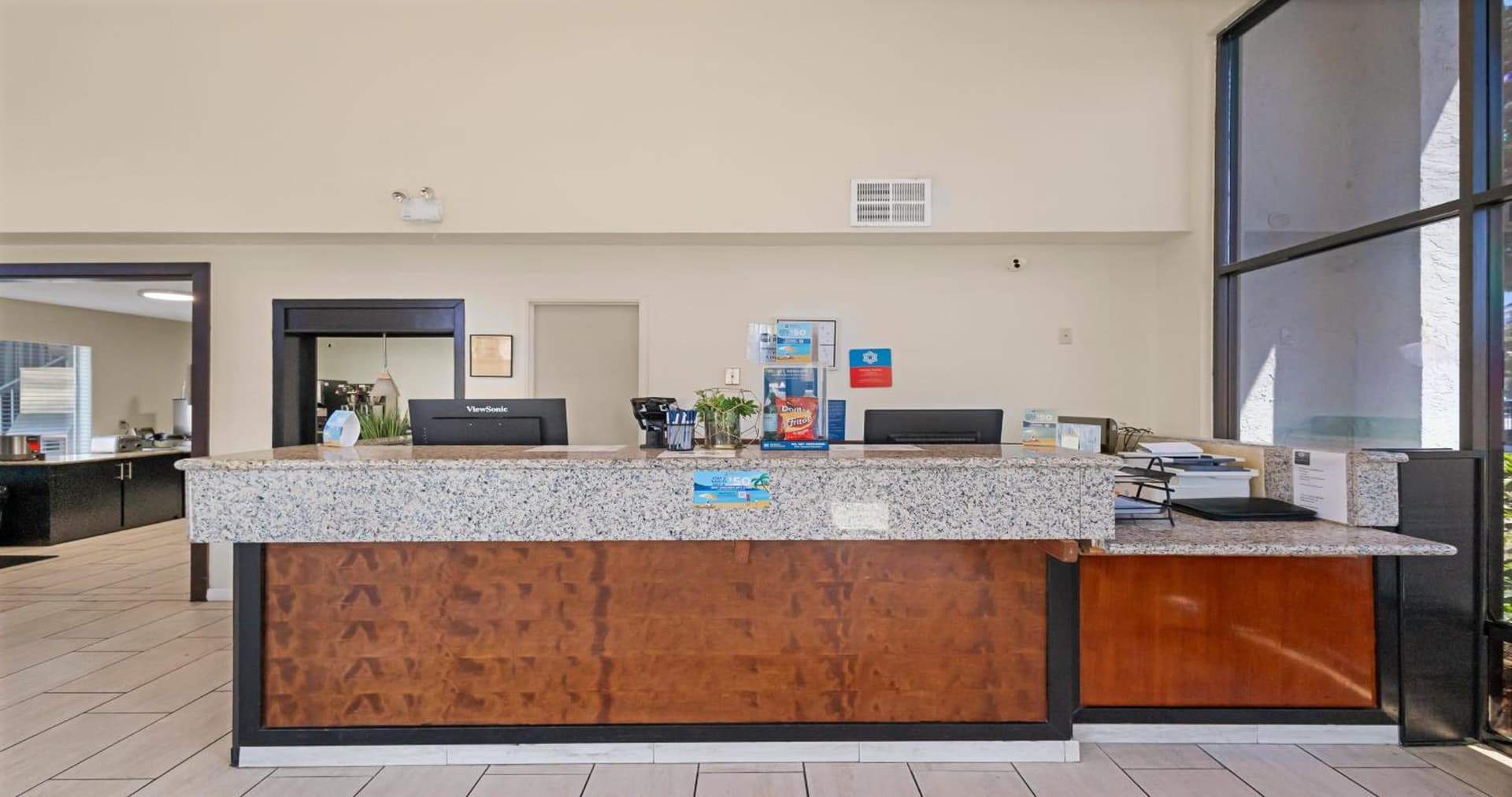 SureStay Plus Hotel by Best Western Sacramento North gallery photo in Sacramento, CA — image 20