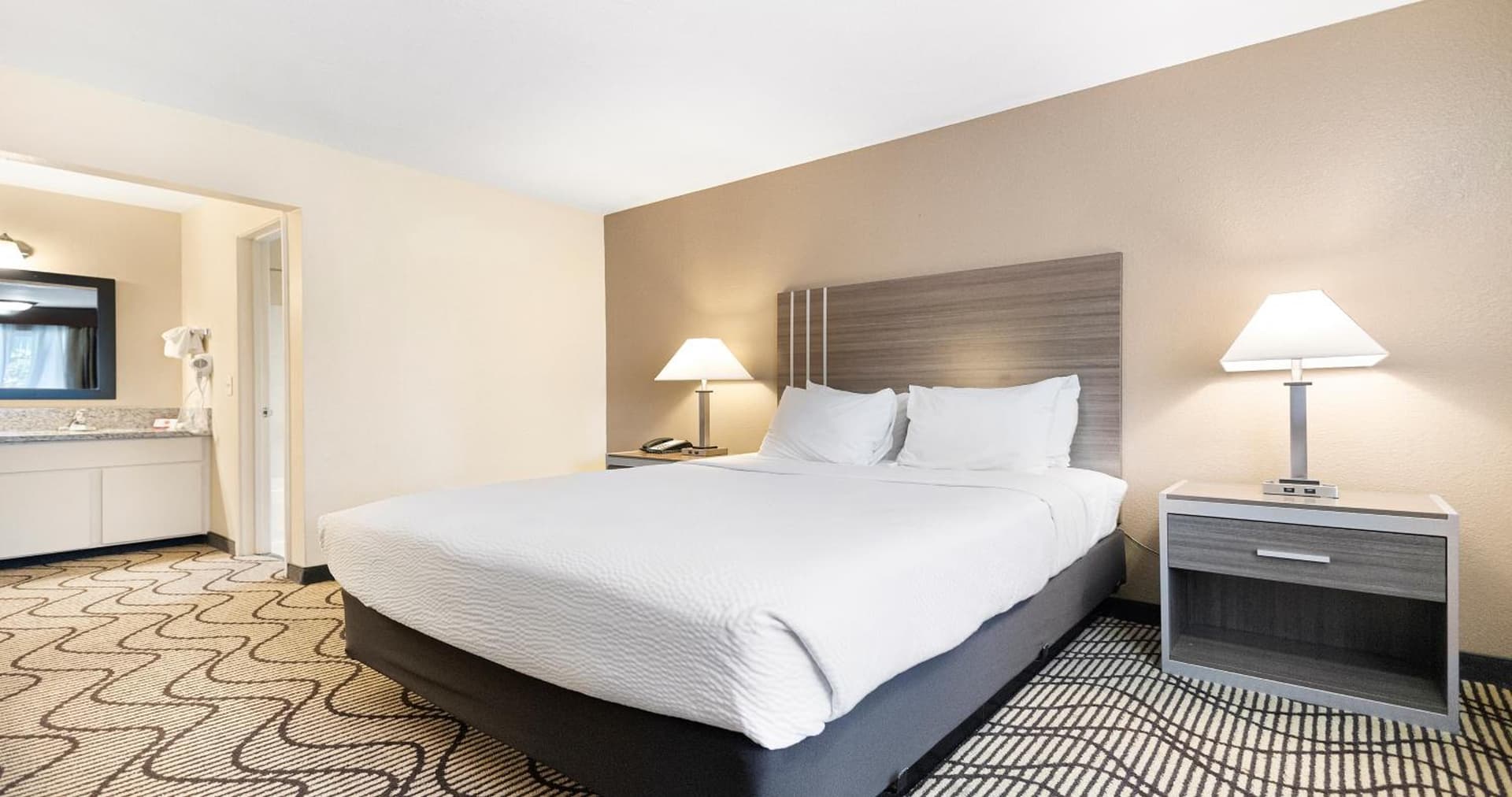 SureStay Plus Hotel by Best Western Sacramento North gallery photo in Sacramento, CA — image 28